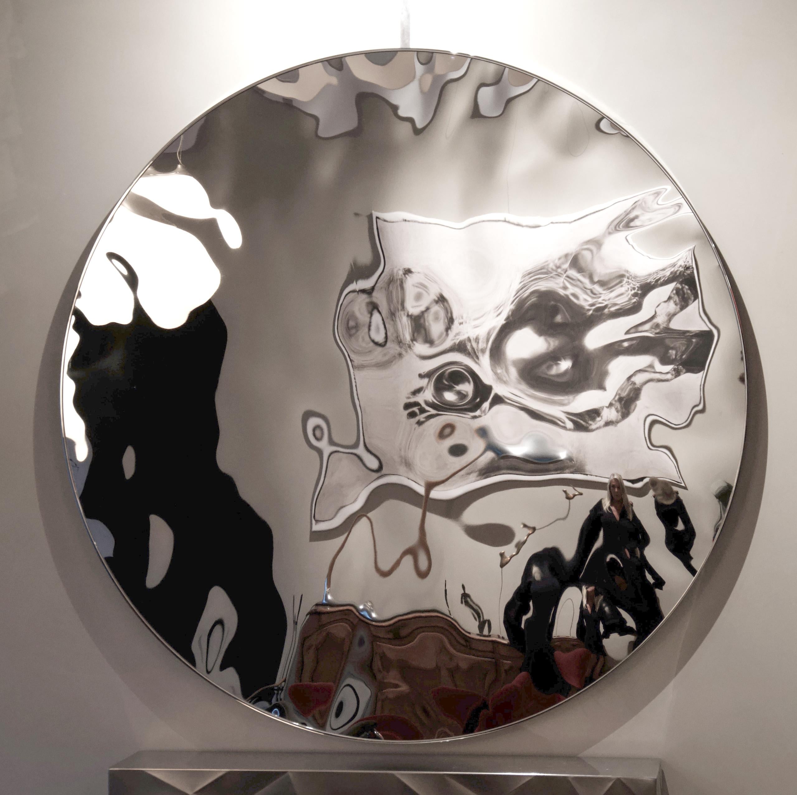 “Shattered” wall mirror IV is a unique mirror-polished stainless steel sculpture by contemporary artist Franck K, dimensions are 200 × 200 × 5 cm (78.7 × 78.7 × 2 in). 
The sculpture is signed and comes with a certificate of authenticity.
This piece