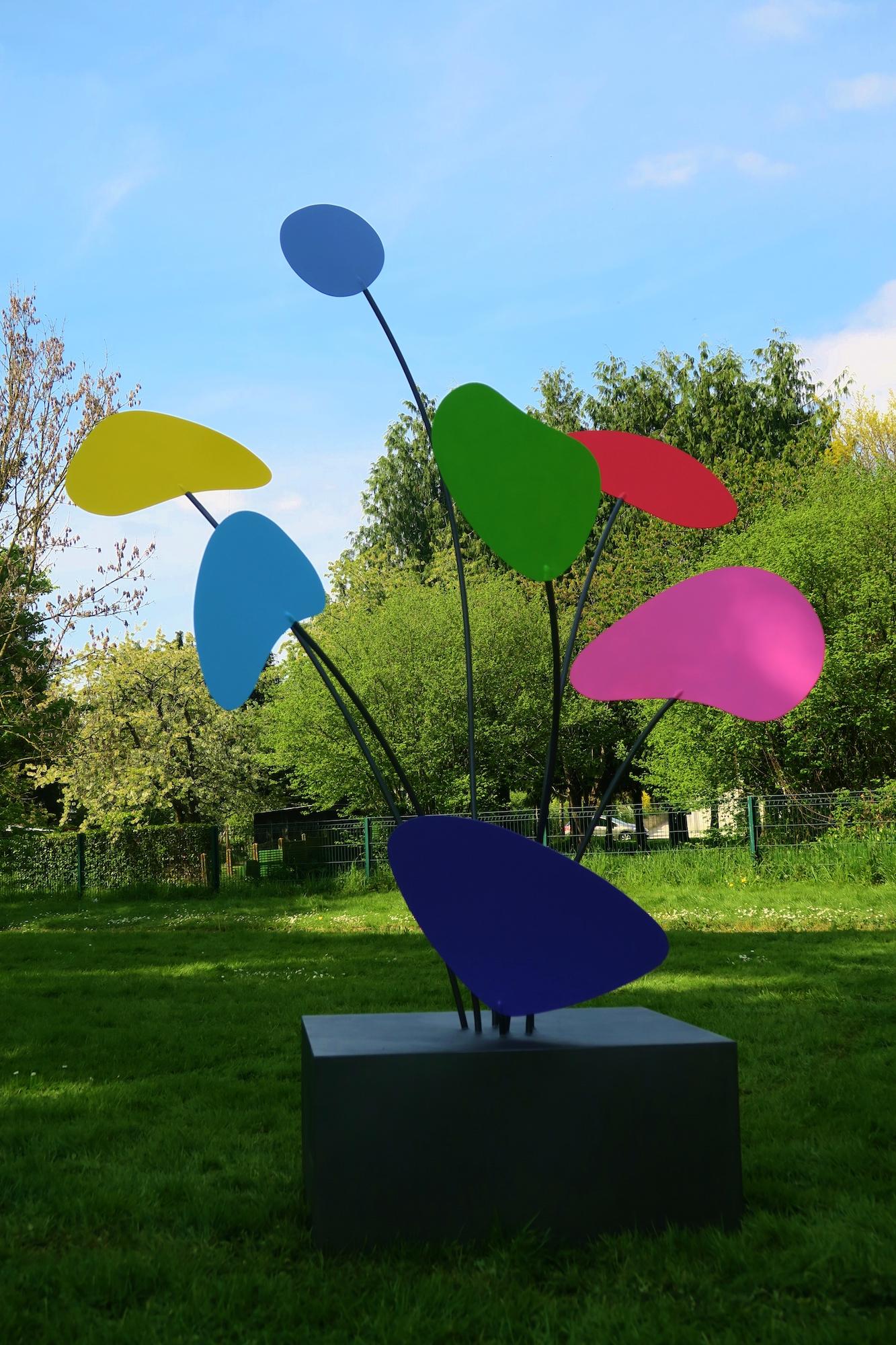 Stabile by Franck K - Painted stainless steel sculpture, outdoor, colourful For Sale 2