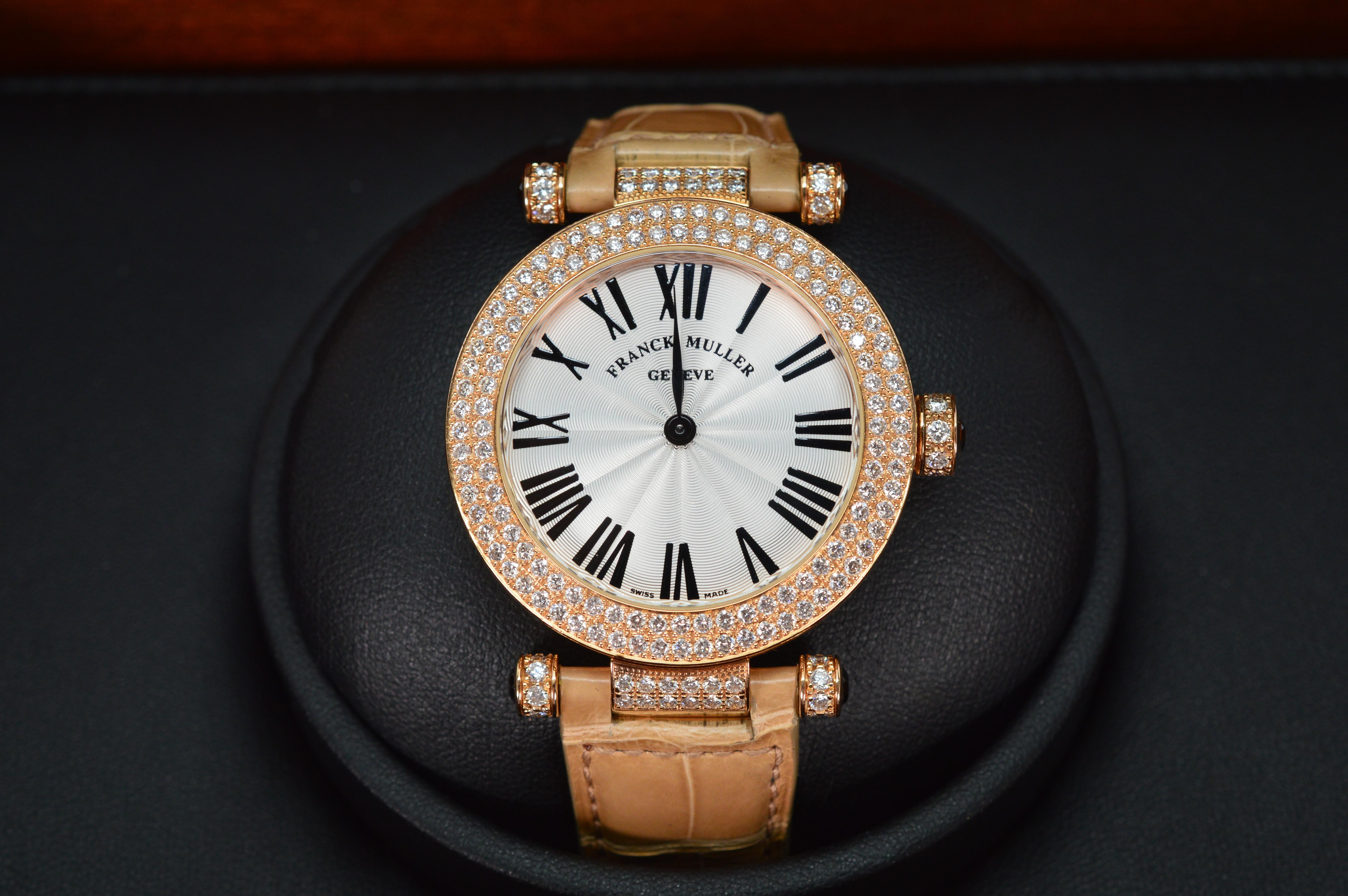 Franck Muller Montre-bracelet de luxe pour femme en or rose 18 carats et diamants avec boîte en vente 5