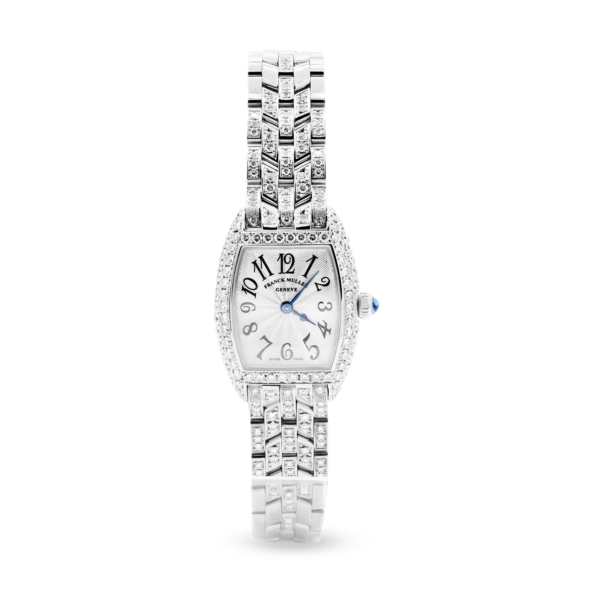 Franck Muller 2500QZD  Cintrée Curvex  Montre en or 18K White Factory Diamonds
Pour plus de détails, laissez-nous un message

Modèle       
Cintrée Curvex
Numéro de référence
2500QZD
Genre
Unisexe
Métal
Or blanc 18K
Taille de l'affaire
20 x 27