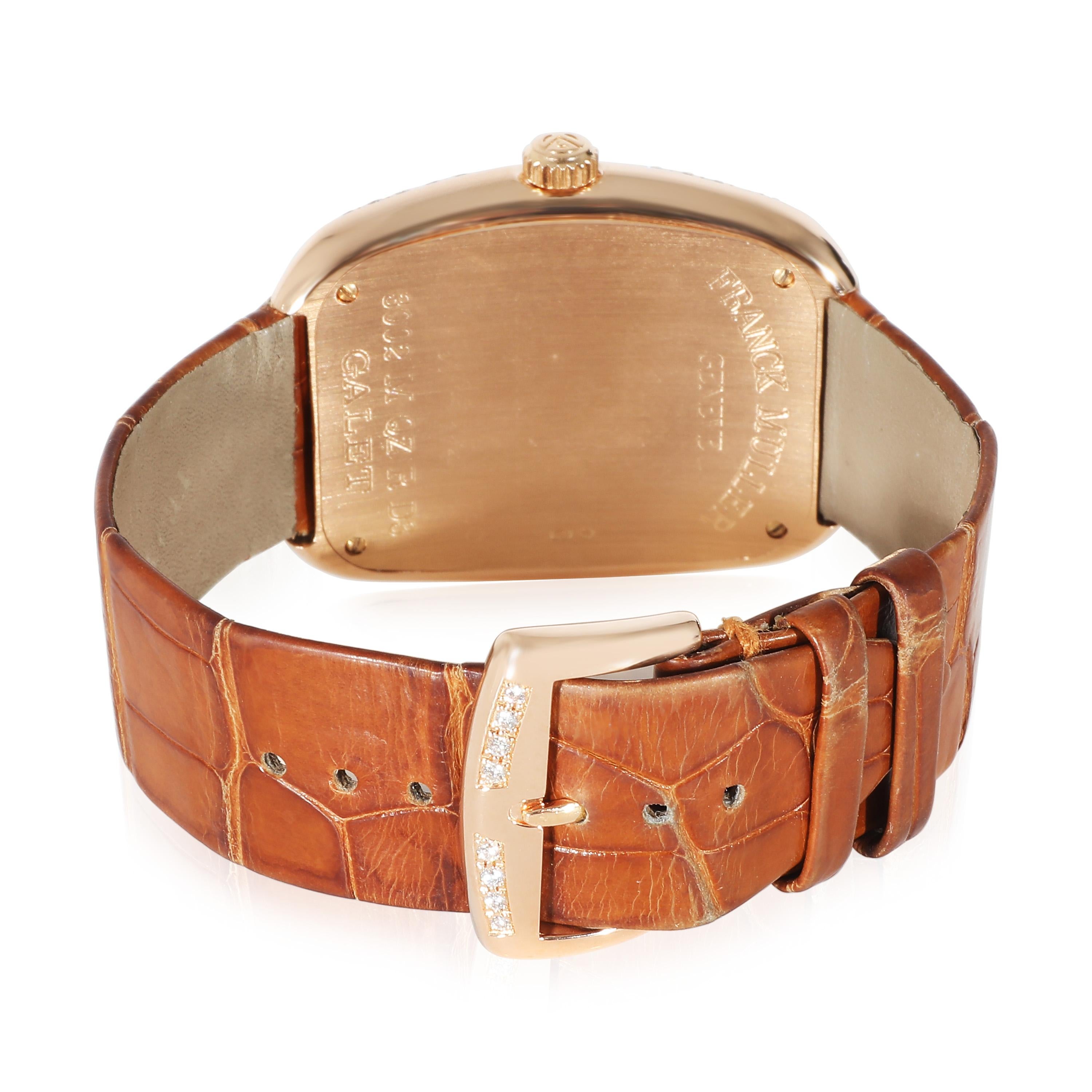 Franck Muller Galet 3002 M QZ R D3 Unisex-Uhr aus 18 Karat Roségold

SKU: 134777

PRIMÄRE DETAILS
Marke:  Franck Muller
Modell: Galet
Herkunftsland: Schweiz
Uhrwerk Typ: Quarz: Batterie
Herstellungsjahr: 2010-2019
Zustand: Einzelhandelspreis 35500