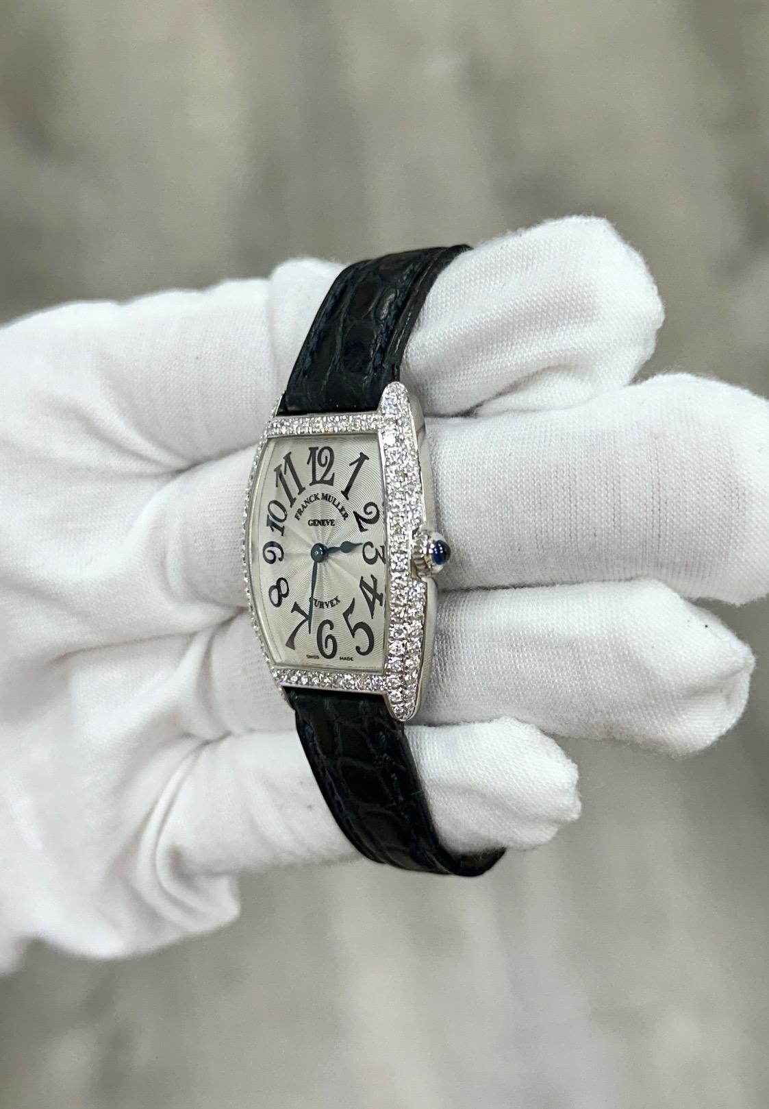 Franck Muller Señoras Cintree Curvex 1752 QZ D Bisel de diamantes con pavé de oro blanco de 18 quilates en Excelente estado para la venta en San Diego, CA