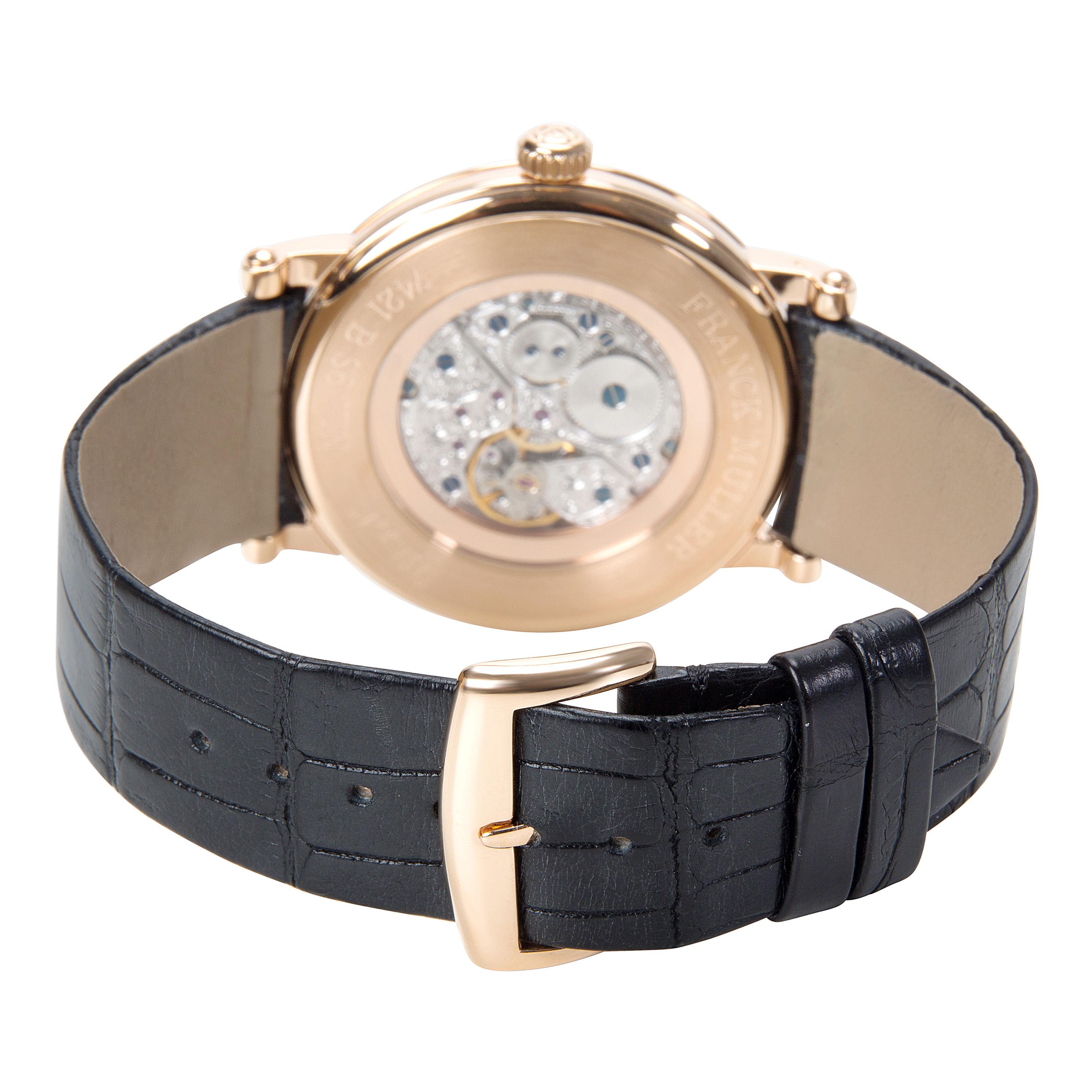 Recently tested by a certified watchmaker. Comes with original box and papers. Excellent condition. Photos of actual item.