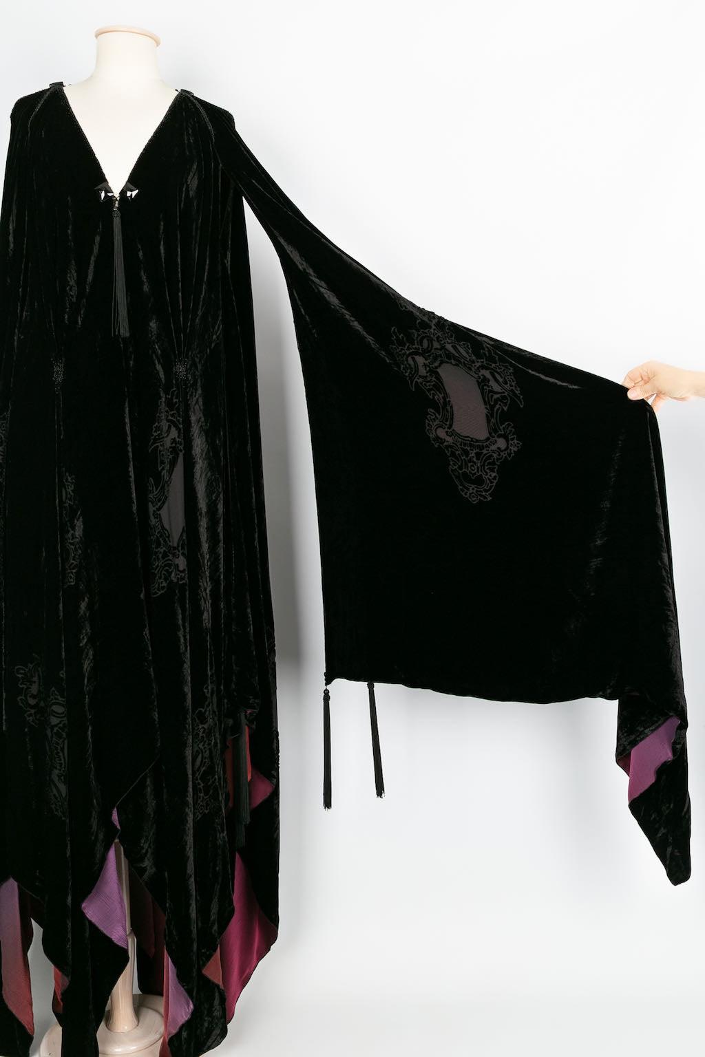 Franck Sorbier Haute Couture Cape in Velvet, 2014/15 For Sale 1