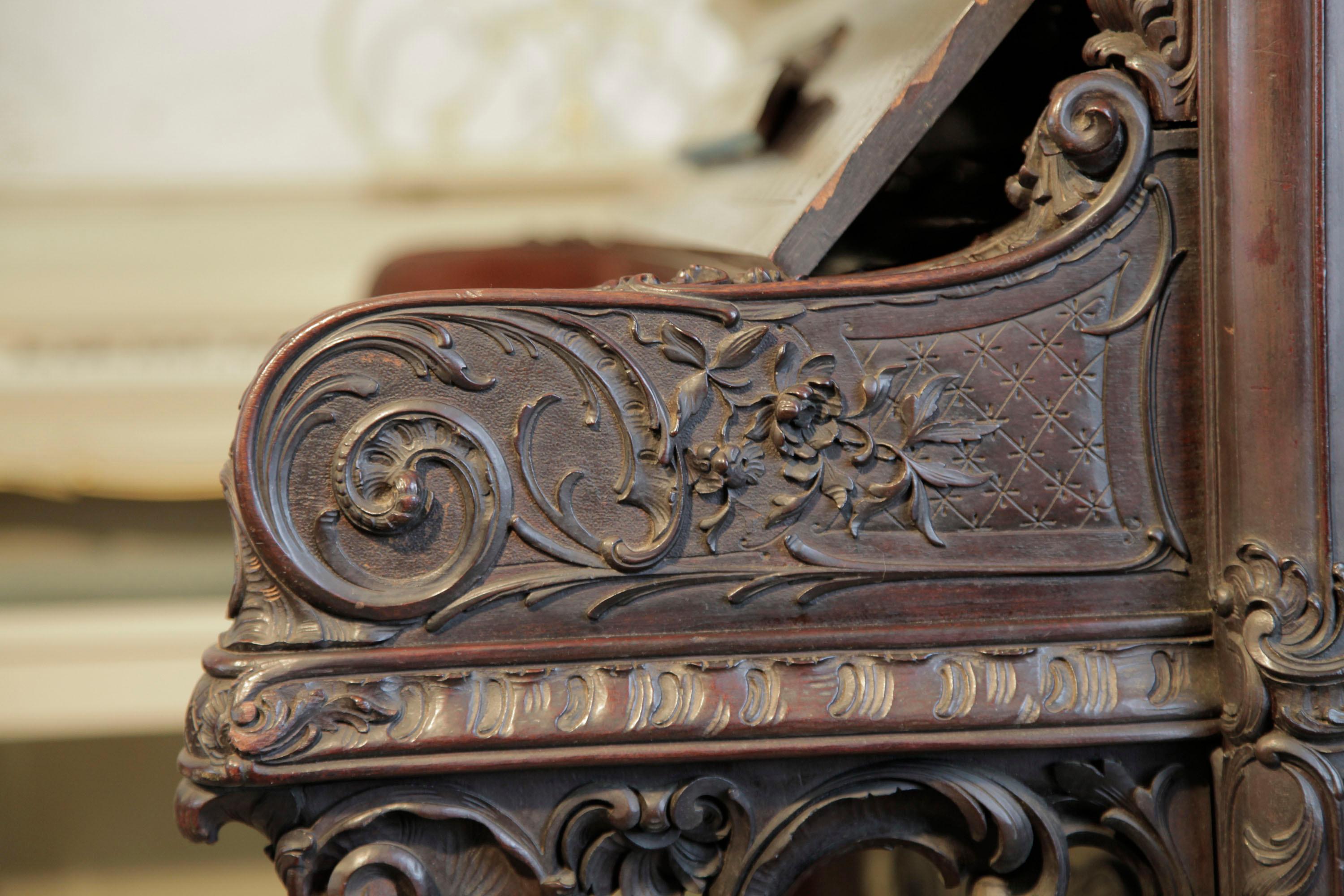 Francke Upright Piano Rococo Style Carved Mahogany High Relief Scroll Legs For Sale 2