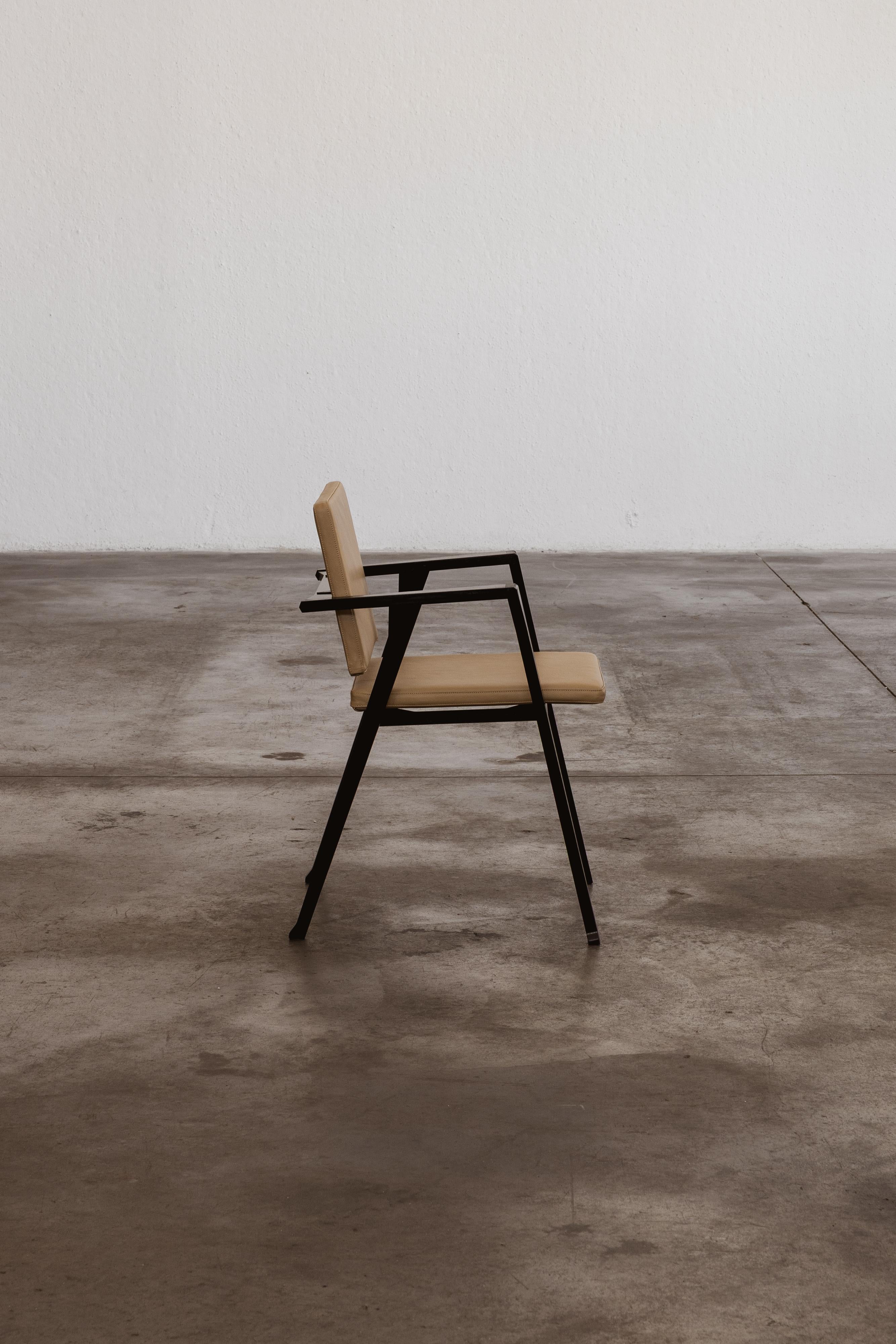 Italiano Poltrona Franco Albini 832 