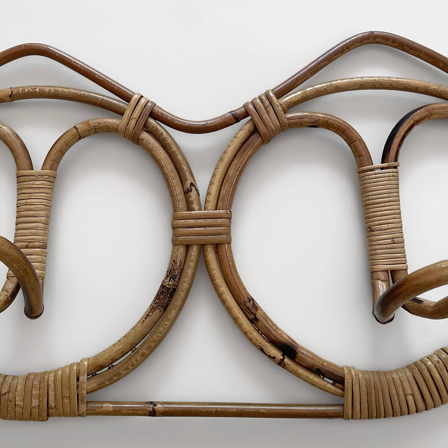Metà XX secolo Franco Albini and Franca Helg Appendiabiti doppio in rattan italiano - 4 disponibili in vendita