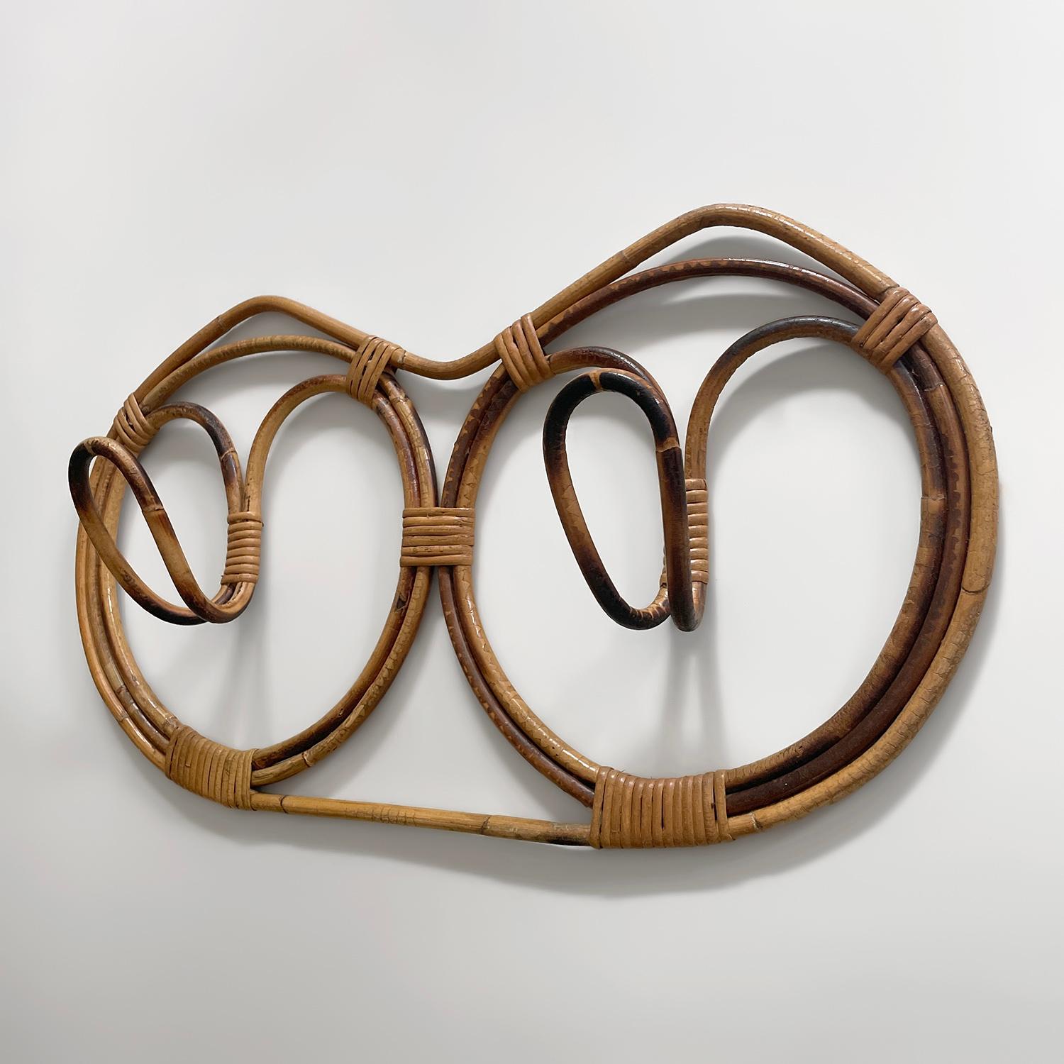 Franco Albini and Franca Helg, appendiabiti doppio in rattan italiano In condizioni buone in vendita a Los Angeles, CA