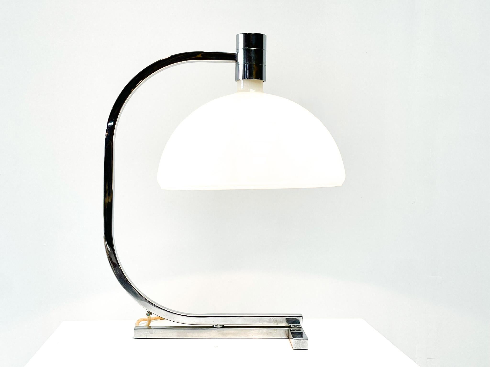 Franco Albini ASC1 table lamp In Good Condition For Sale In Nijlen, VAN
