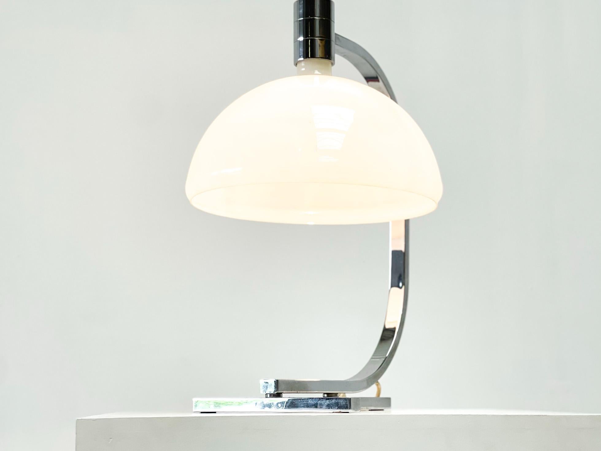 Fin du 20e siècle Lampe de table Franco Albini ASC1