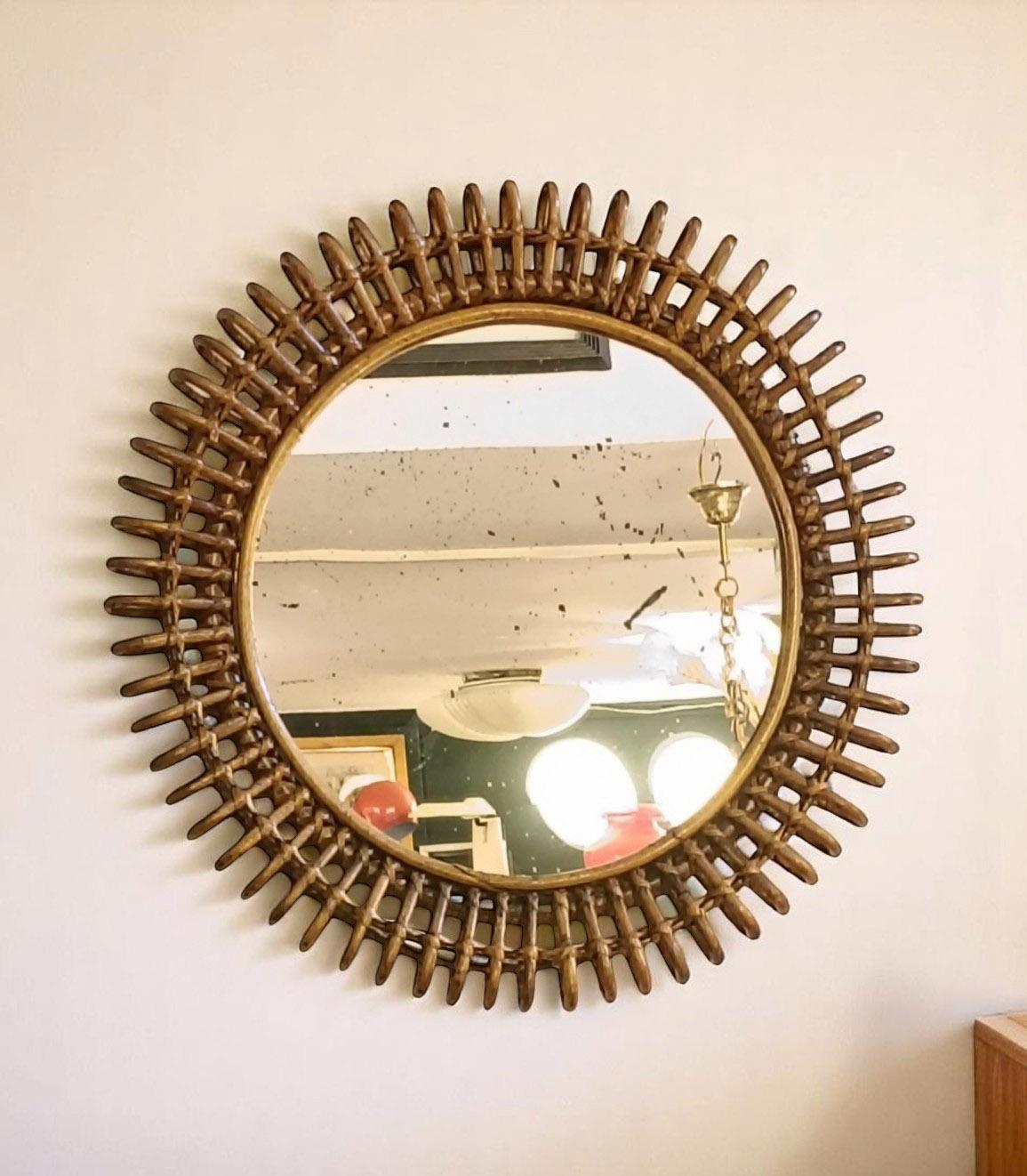 Italian Franco Albini Attr. Miroir mural rond en rotin et osier, Italie, années 1960 en vente