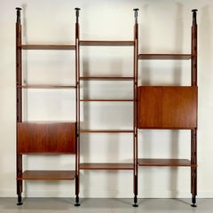 Franco Albini Attributed Mid-Century Bookcase, circa 1950, Italy