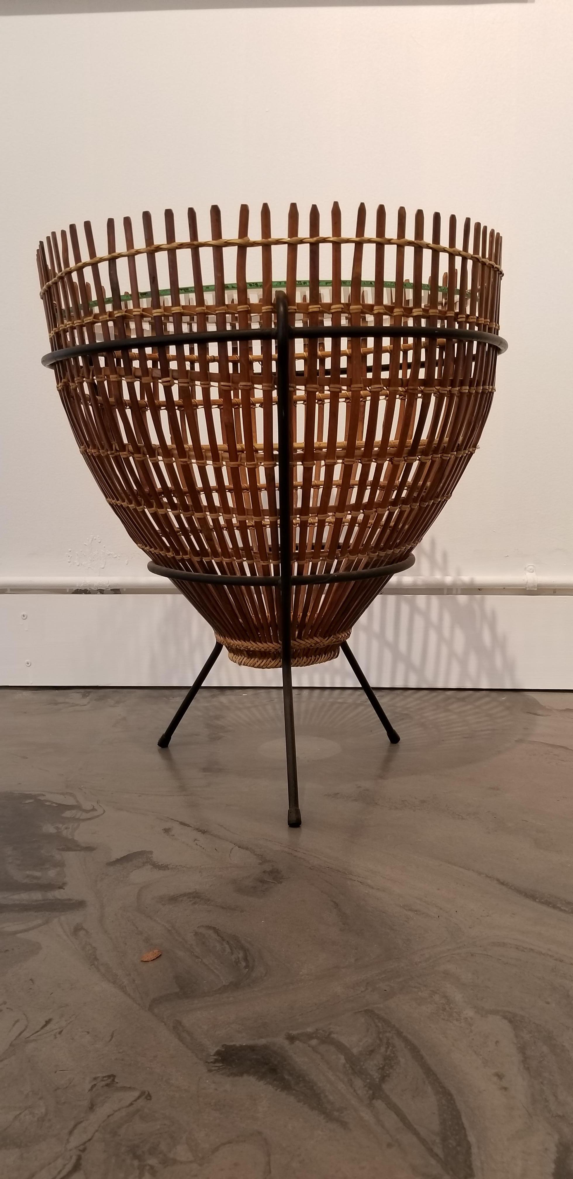 20th Century Franco Albini Attributed Rattan, Iron and Glass Side Table For Sale