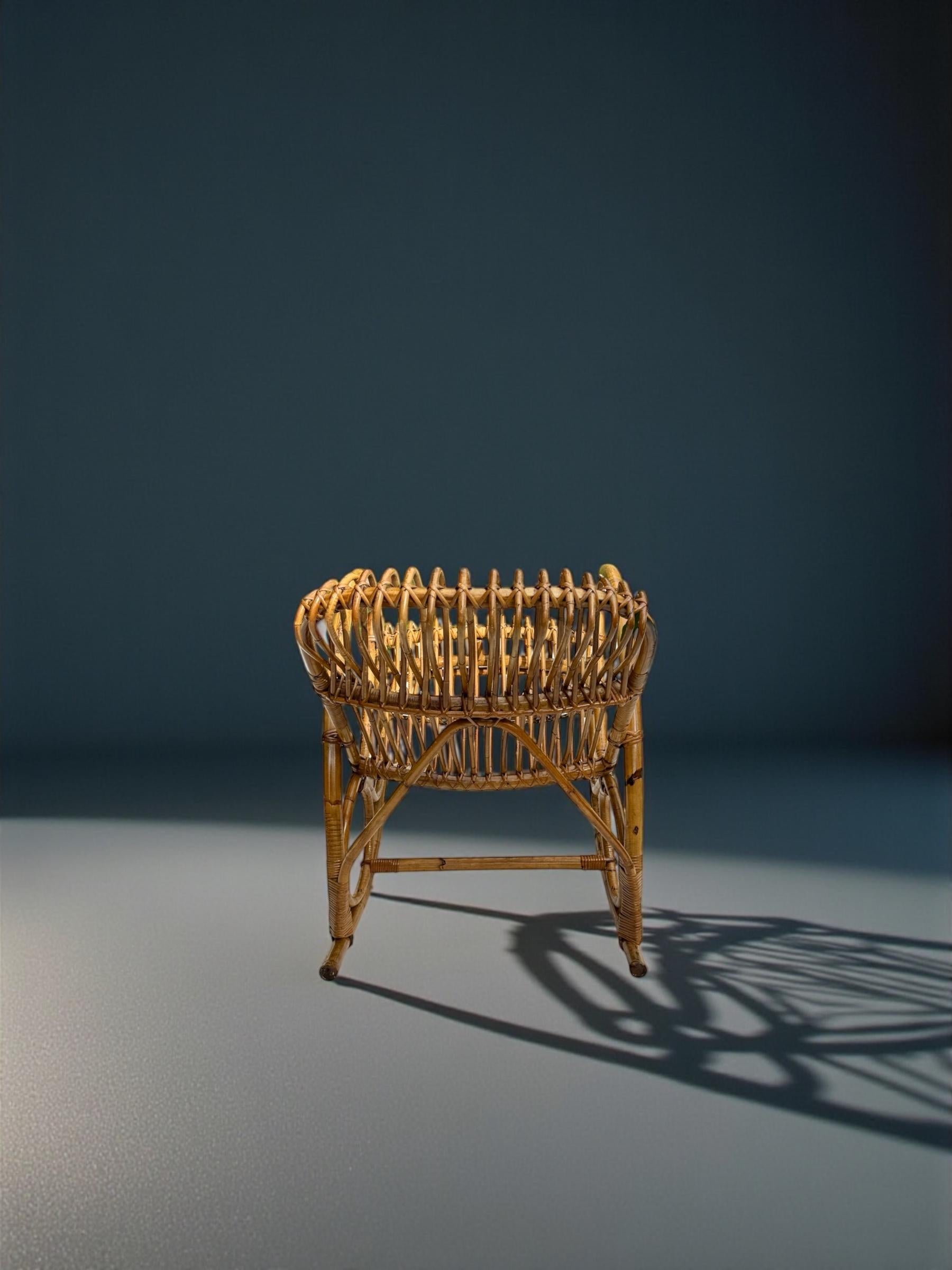 Franco Albini Mecedora de bambú curvado y ratán, Italia Años 50 mediados del siglo XX en venta