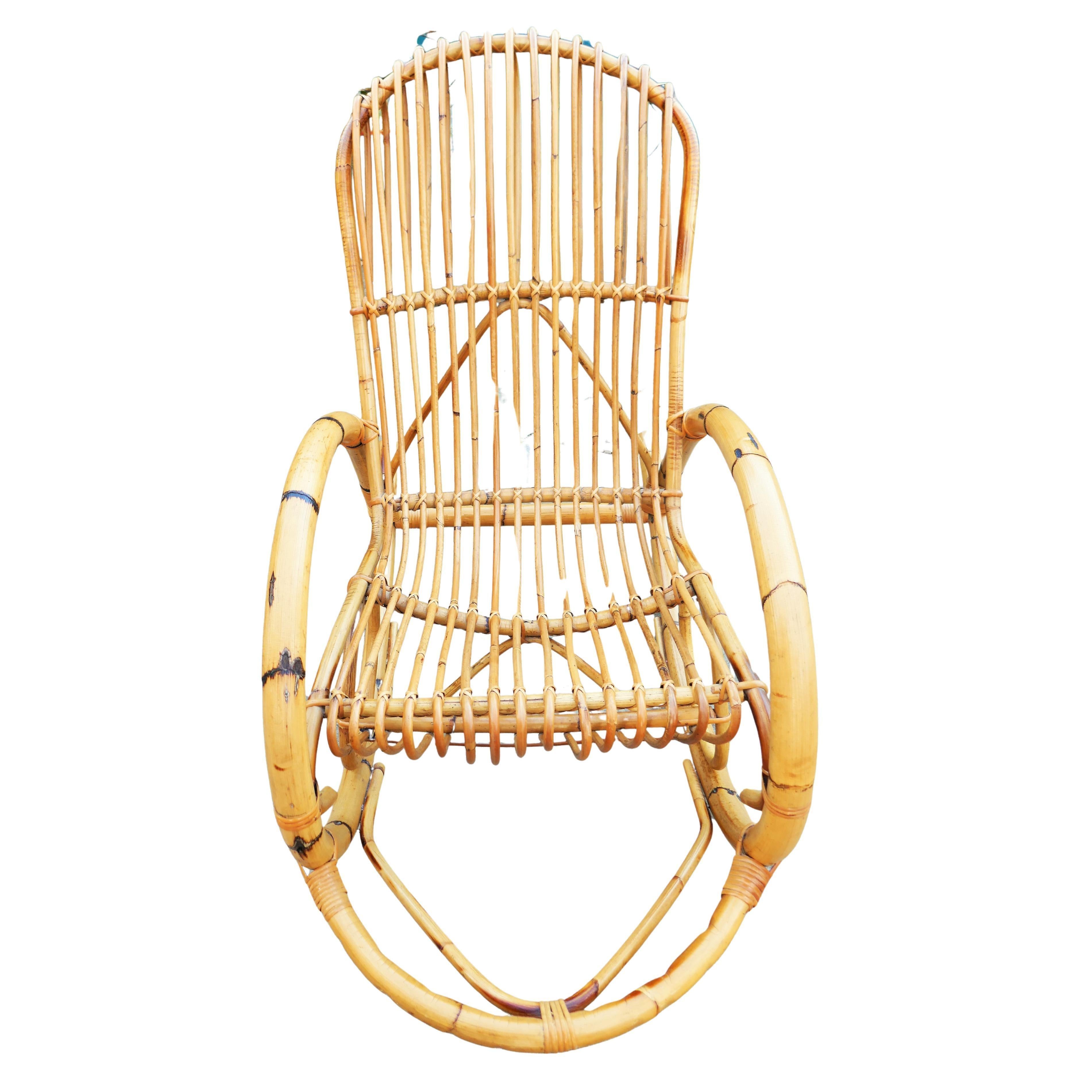 Bamboo and rattan rocking chair in vendita 1
