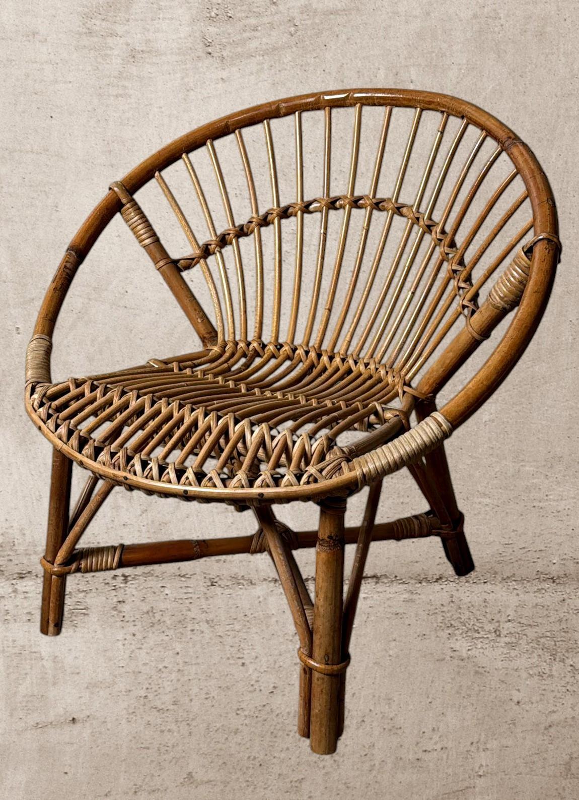 20th Century Rustic Italian Vintage  Children’s Armchair In Bamboo And Wicker For Sale