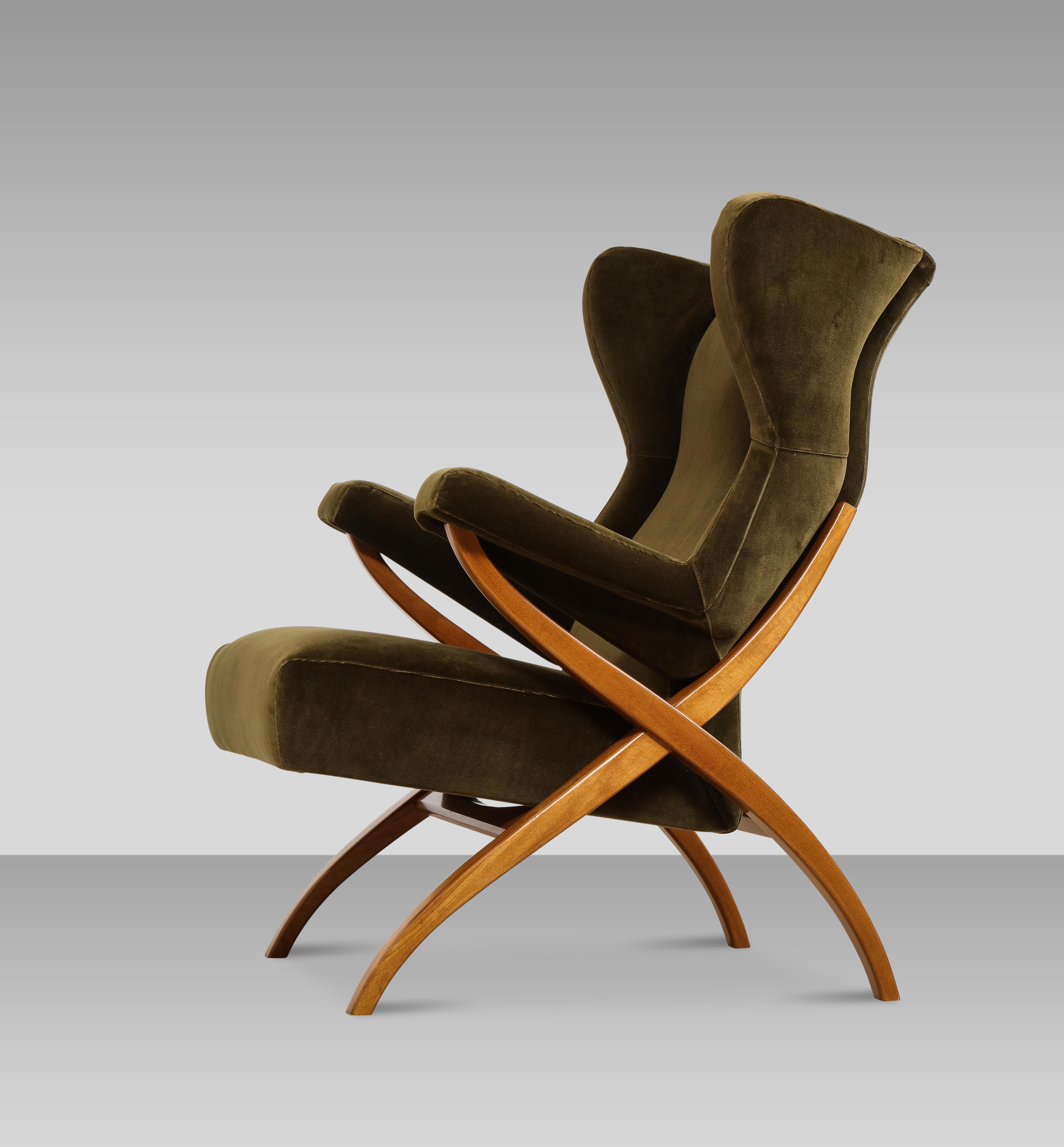 Fiorenza armchair by Franco Albini for Arflex. Sculptural armchair, variant of Albini’s iconic Fiorenza chair. Wood frame and beautifully shaped seat and back rest. Published: Repertorio del Design, G. Gramignia, Pg. 28.




   