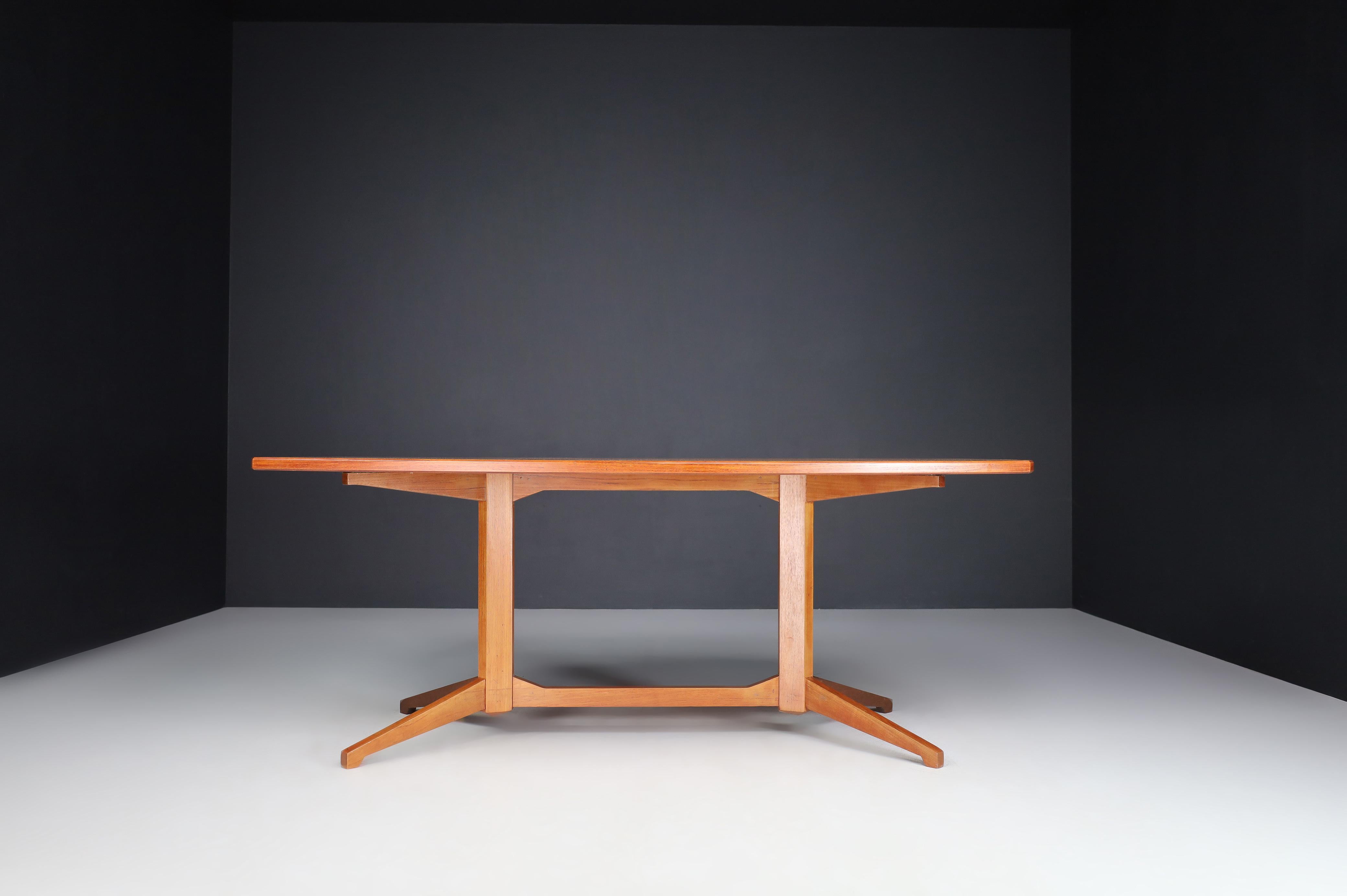 Franco Albini for Poggi Table or Desk, Italy, 1960s For Sale 8