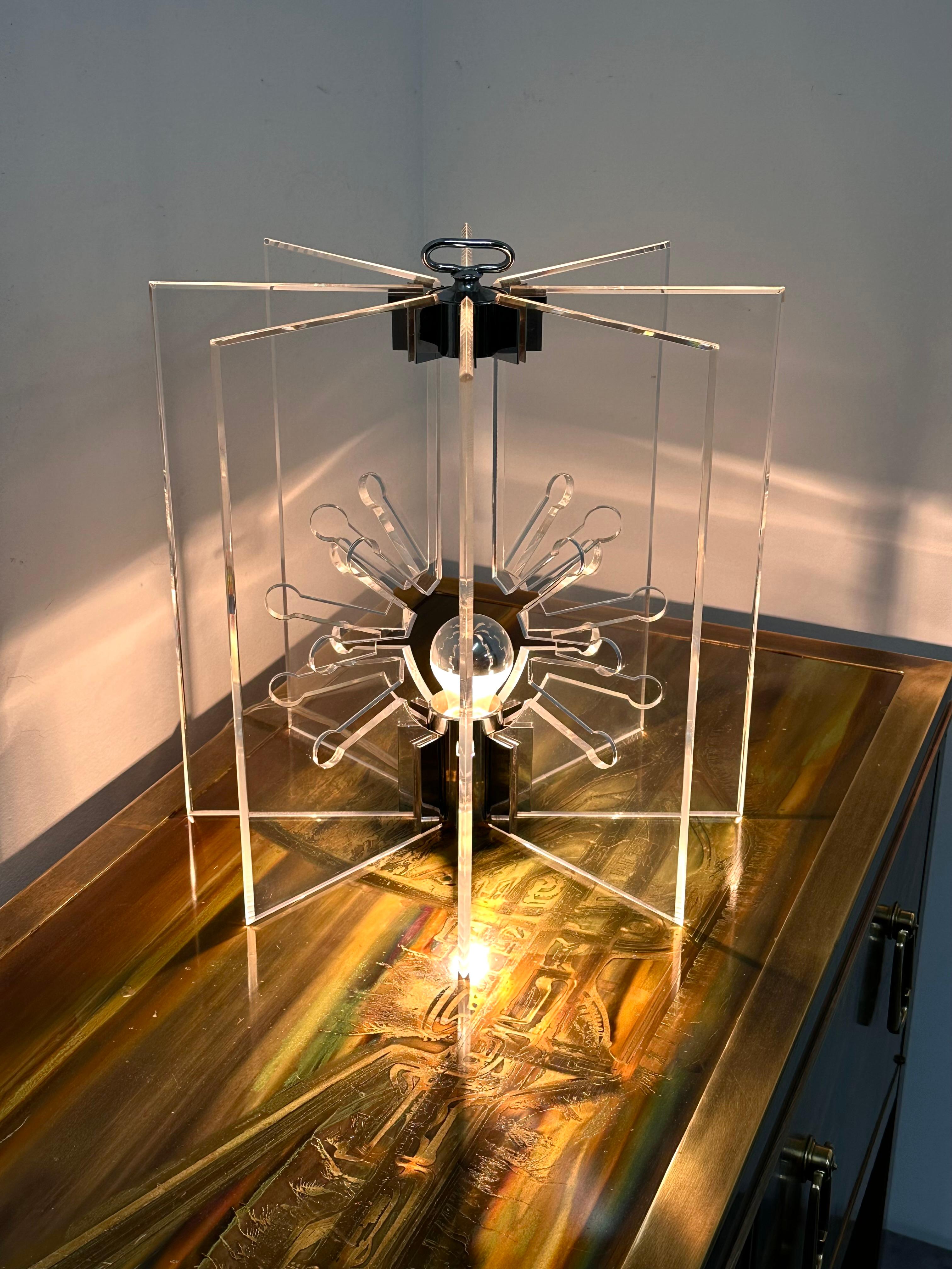 Mid-Century Modern Franco Albini & Franca Helg Model 524 Sculptural Lucite Chrome Lamp Arteluce  For Sale