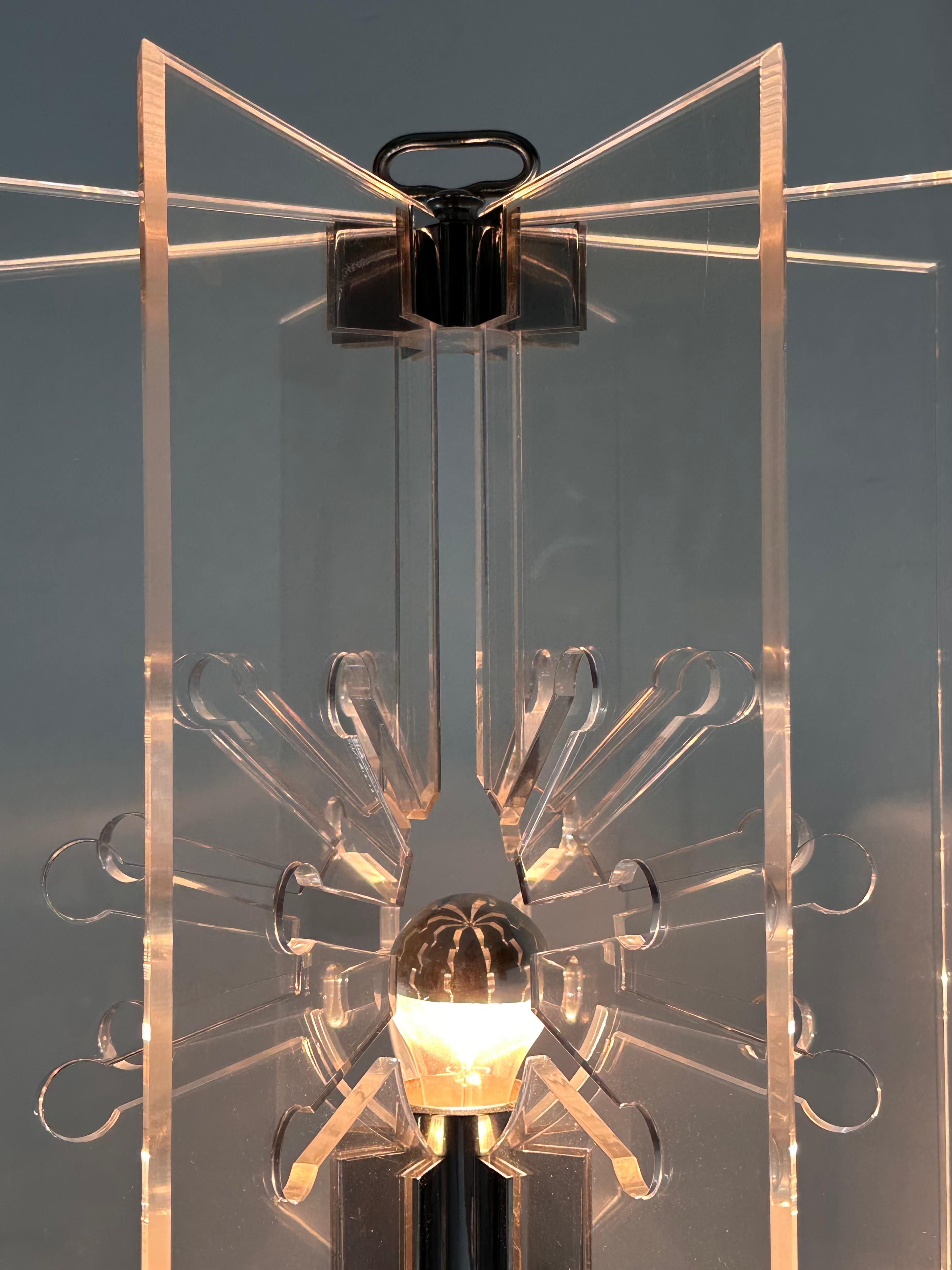 Franco Albini & Franca Helg Model 524 Sculptural Lucite Chrome Lamp Arteluce  For Sale 2