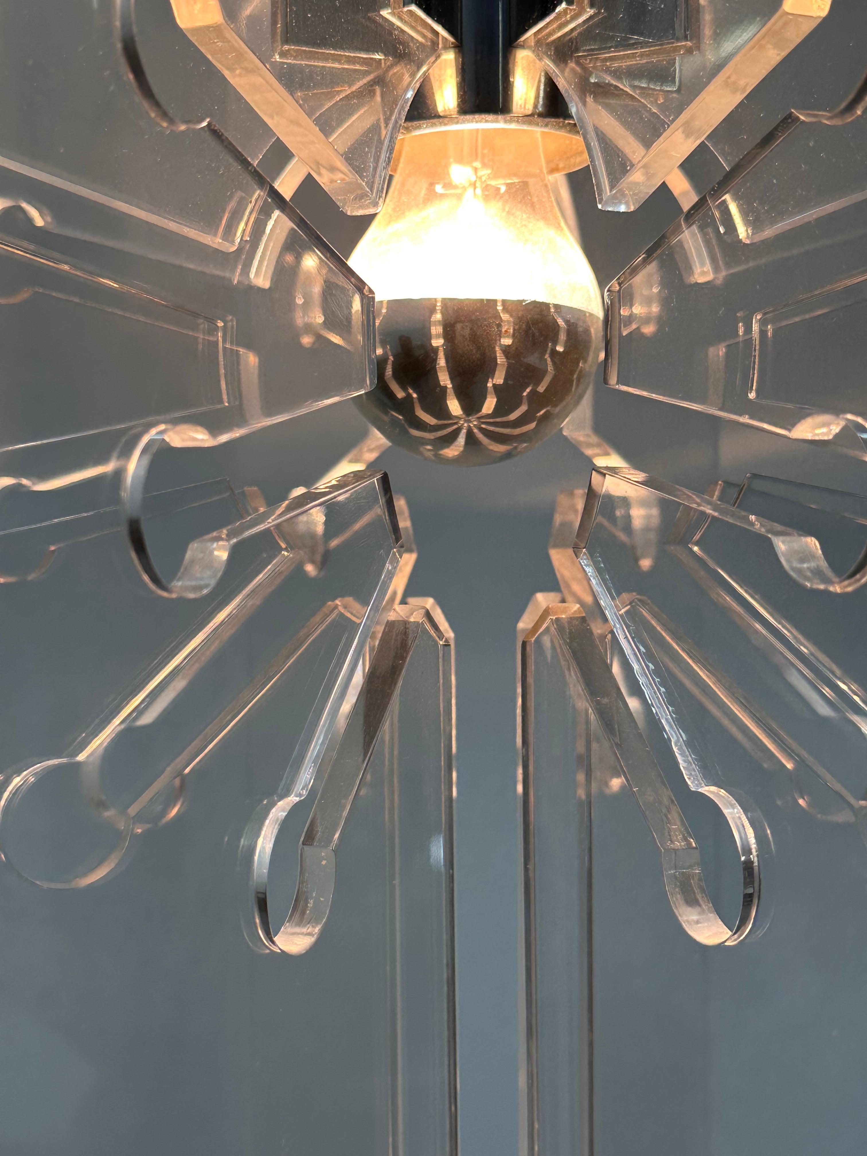 Franco Albini & Franca Helg Model 524 Sculptural Lucite Chrome Lamp Arteluce  For Sale 3