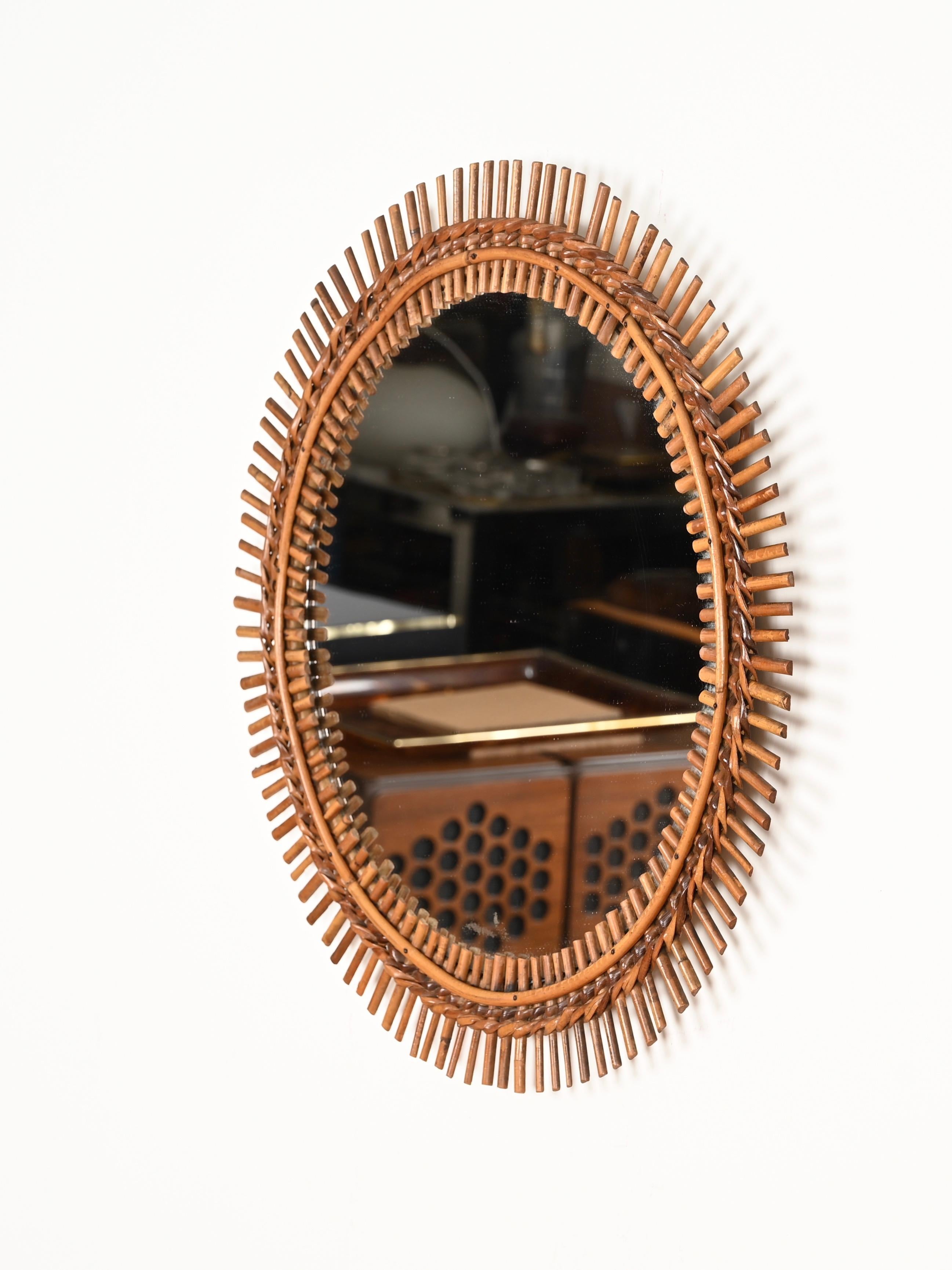 Mid-Century Modern Franco Albini Miroir rond de la Côte d'Azur en bambou, rotin et osier, Italie, années 1960 en vente