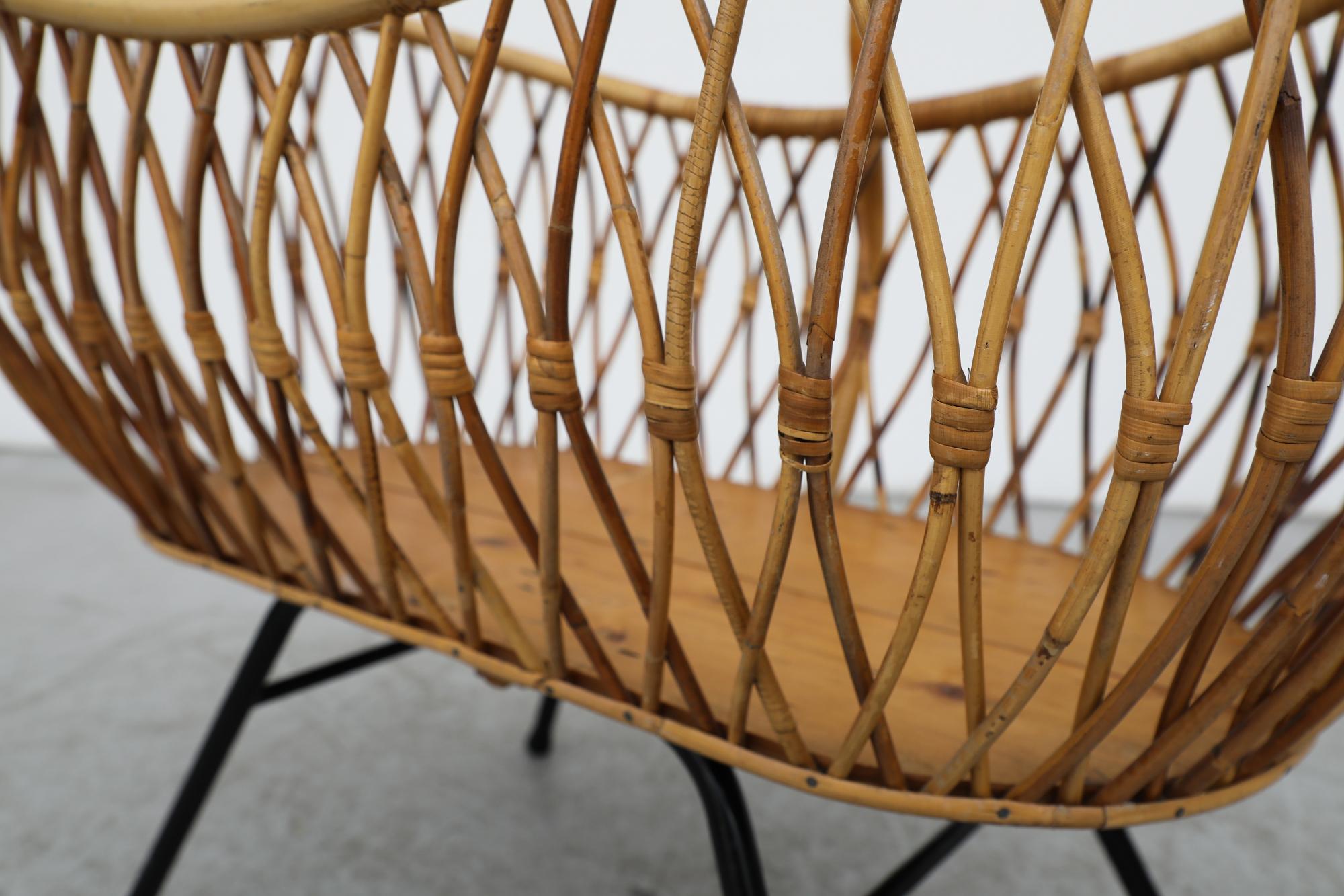 Franco Albini Inspired Mid-Century Bamboo Baby Bassinet with wire frame 4