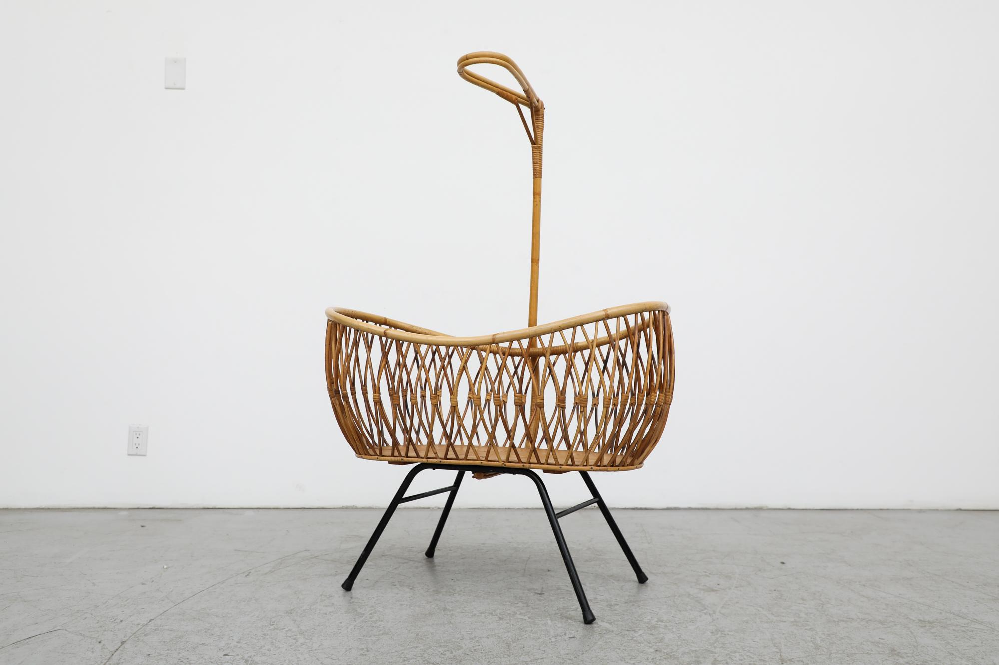 Franco Albini Inspired Mid-Century Bamboo Baby Bassinet with wire frame 7