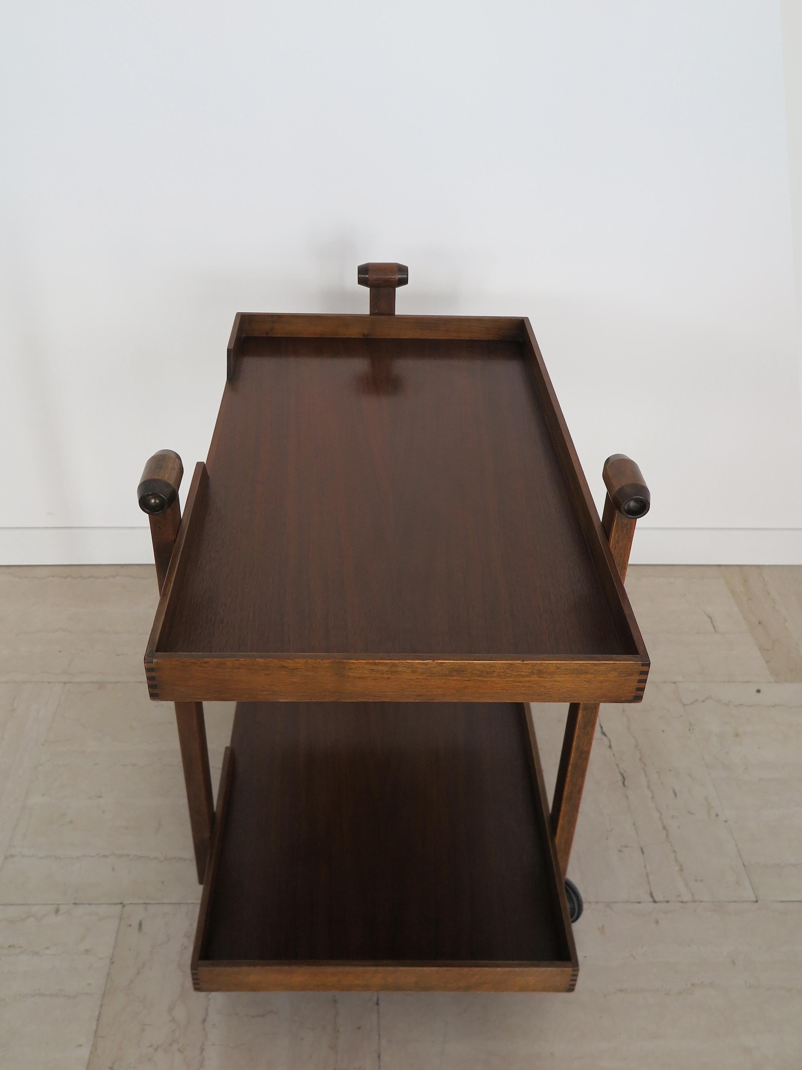Franco Albini Italian Midcentury Walnut Bar Trolley for Poggi, 1950s For Sale 3