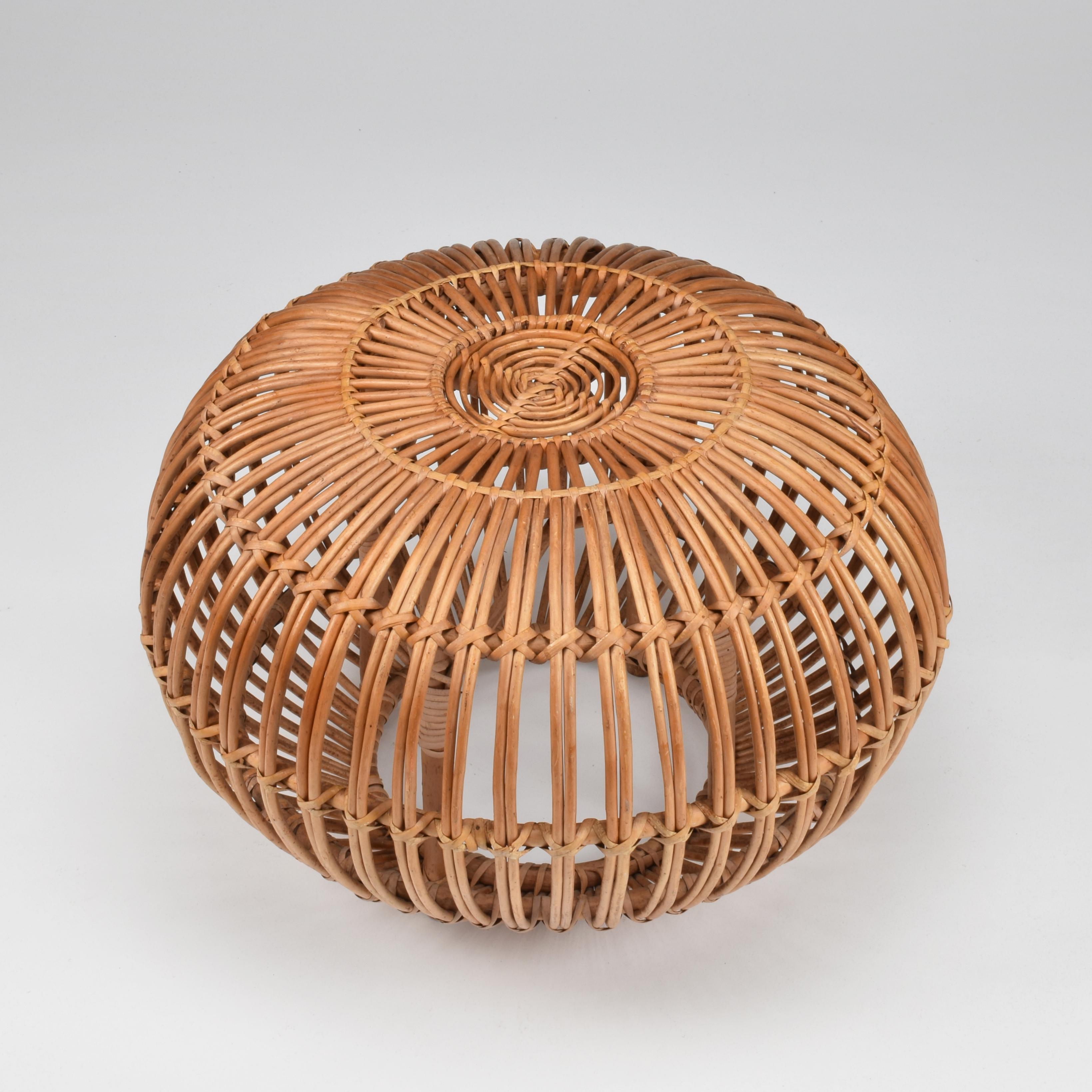 Mid-Century Modern Franco Albini, grand tabouret ottoman en rotin du milieu du siècle dernier en vente