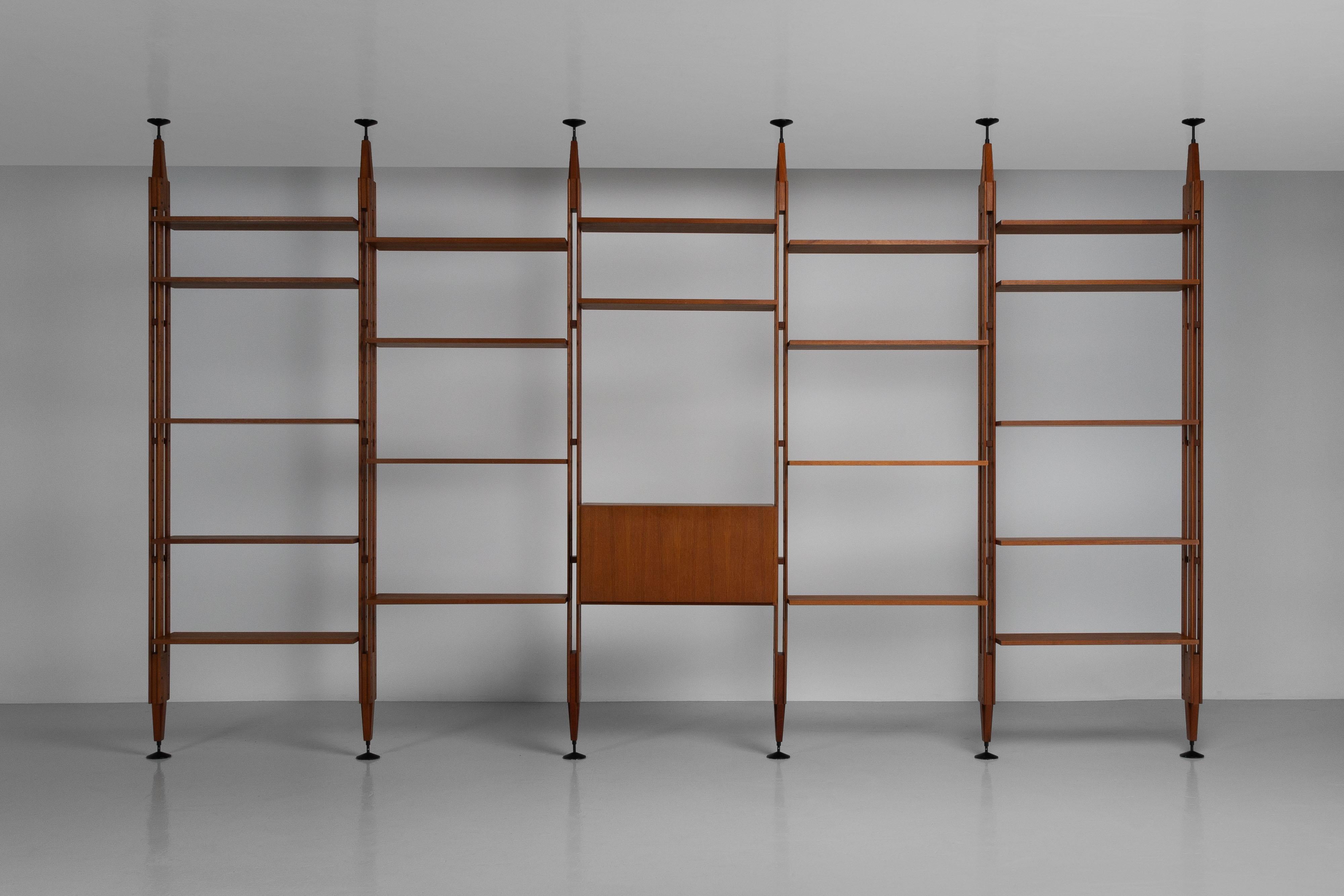 Mid-Century Modern Bibliothèque infinito Franco Albini LB7 Poggi Italie 1957