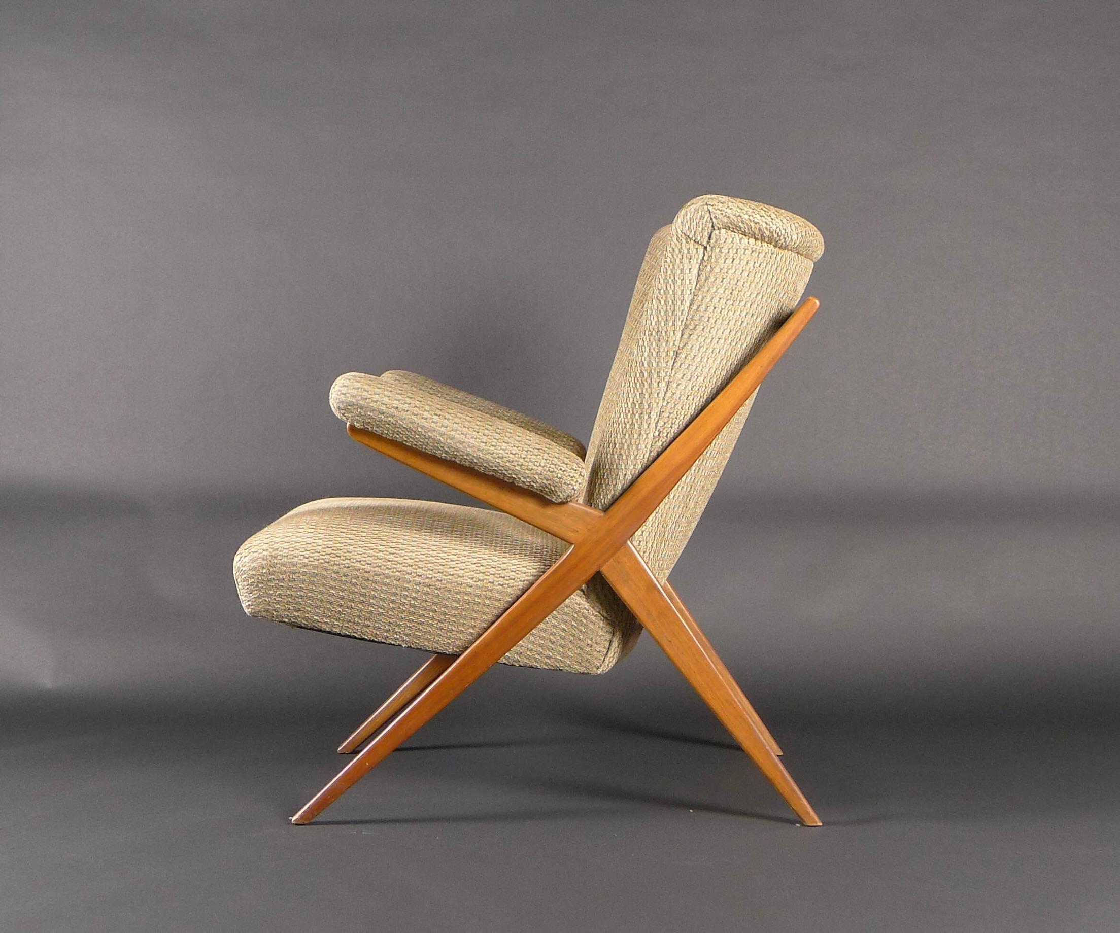 Milieu du XXe siècle Franco Albini, fauteuil de salon modèle CA832, par Cassina en vente