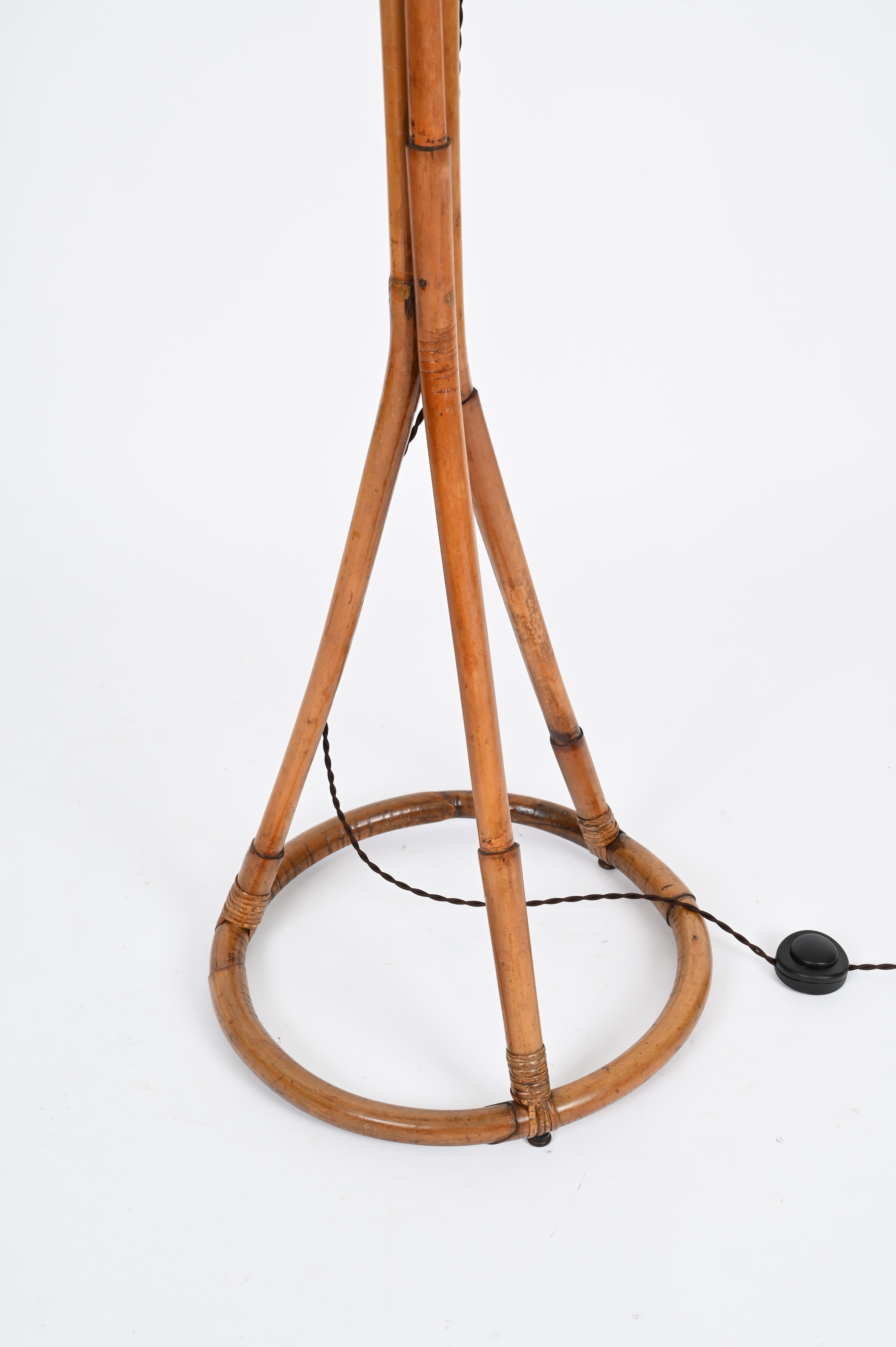 Franco Albini Lampada da terra di metà secolo in bambù e rattan, vimini, Italia anni '60 in vendita 3