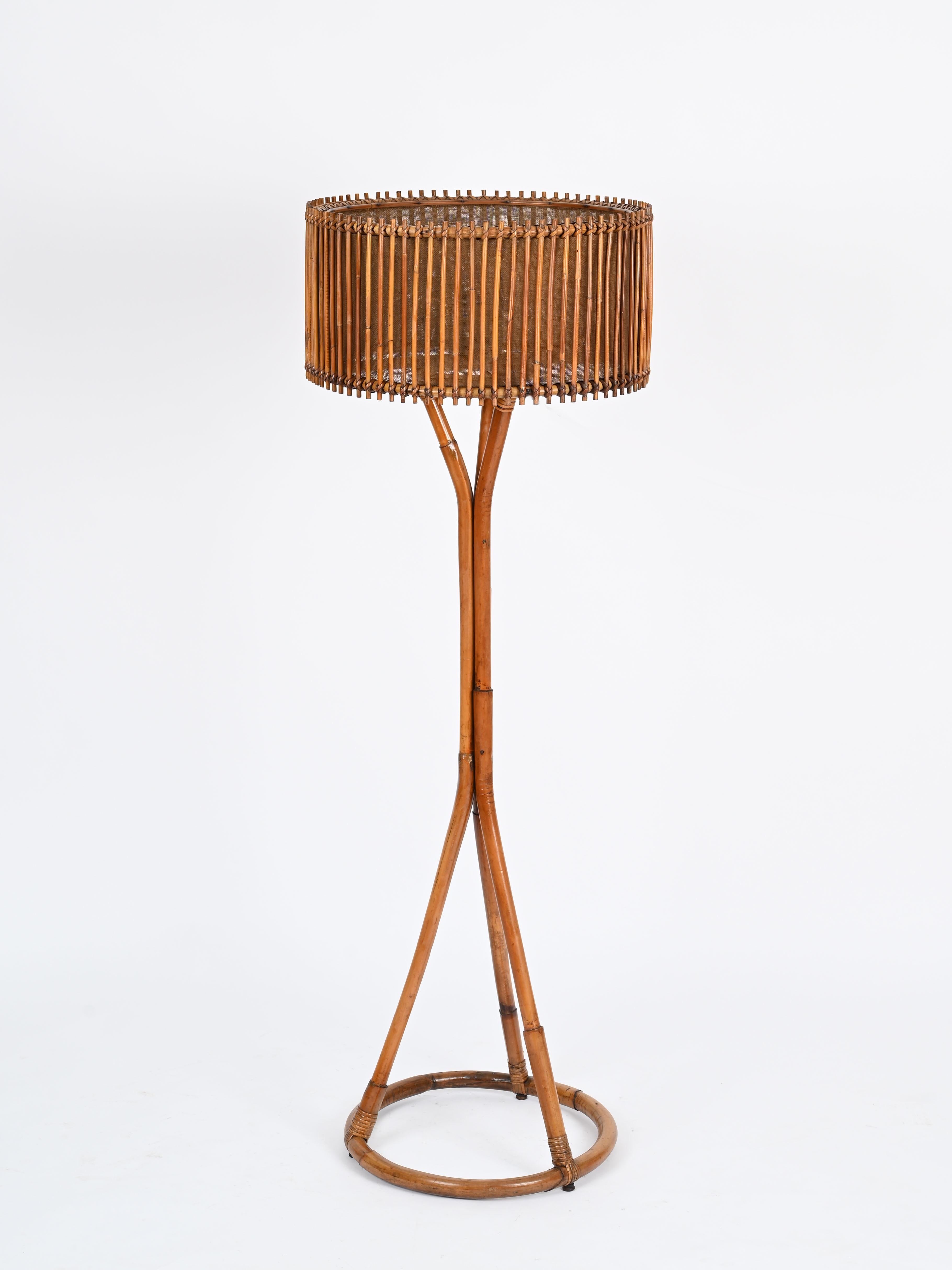 XX secolo Franco Albini Lampada da terra di metà secolo in bambù e rattan, vimini, Italia anni '60 in vendita