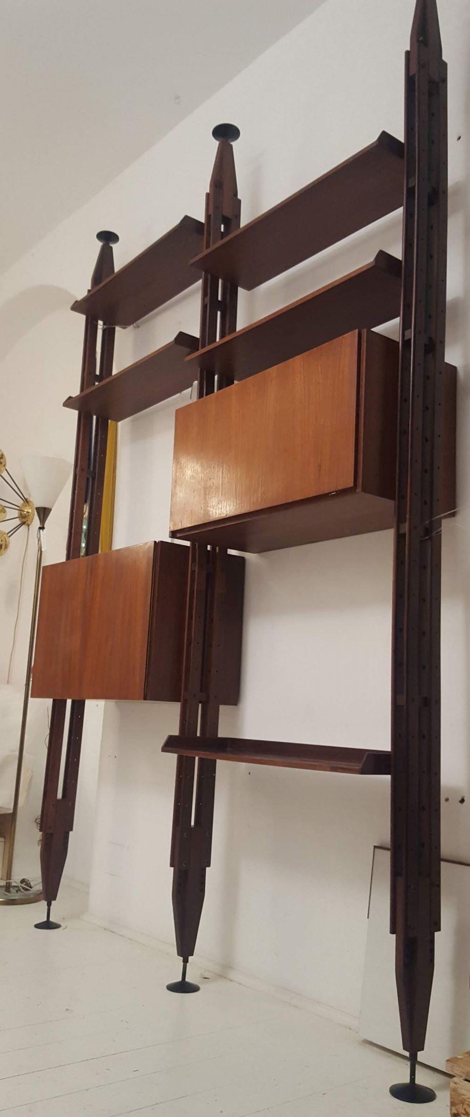Franco Albini Midcentury Bookcase Wood LB7 Designed for Poggi in 1957, Italia 2