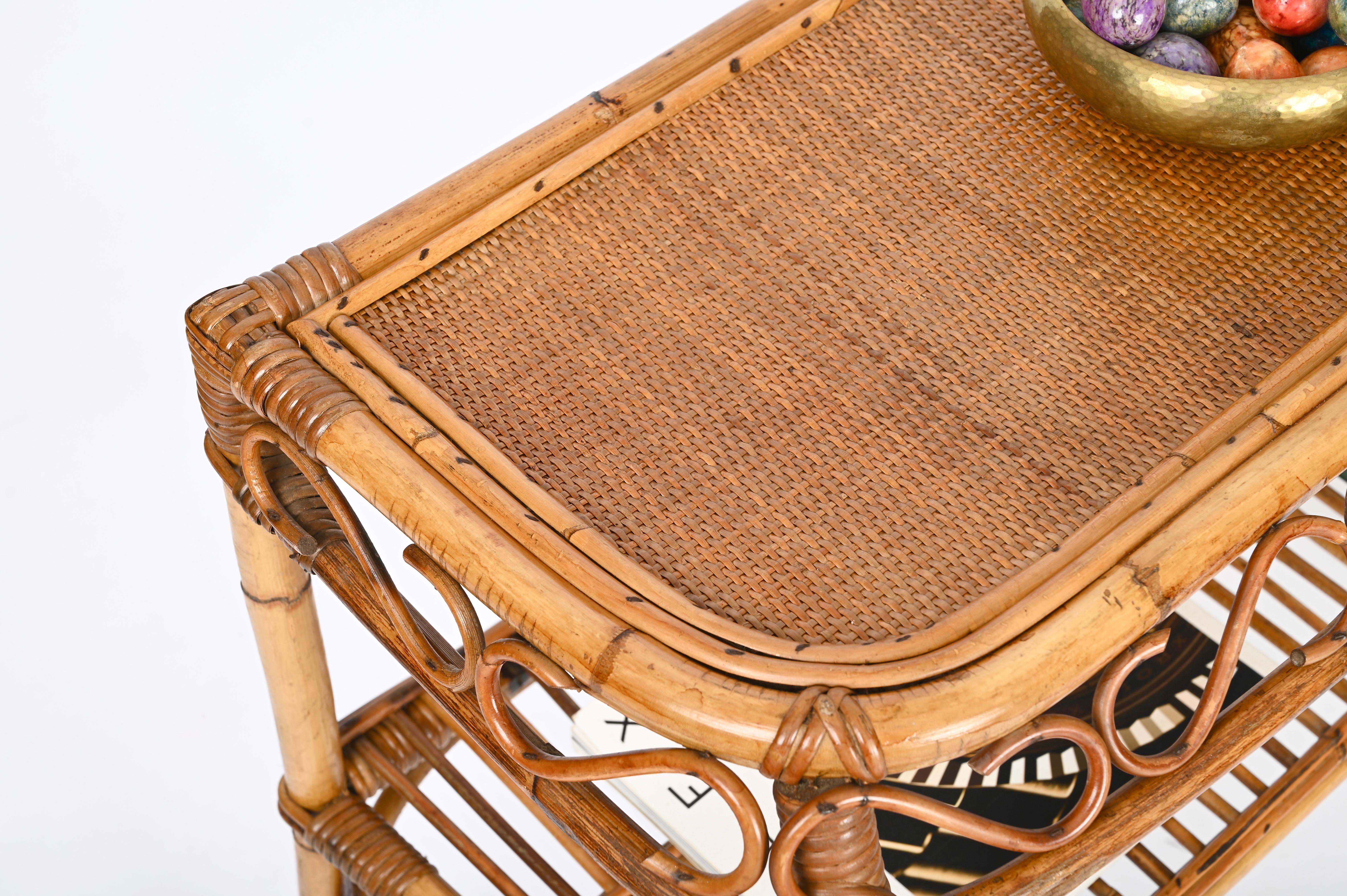 Mesa consola Franco Albini de bambú y ratán, Italia, años 60 siglo XX en venta