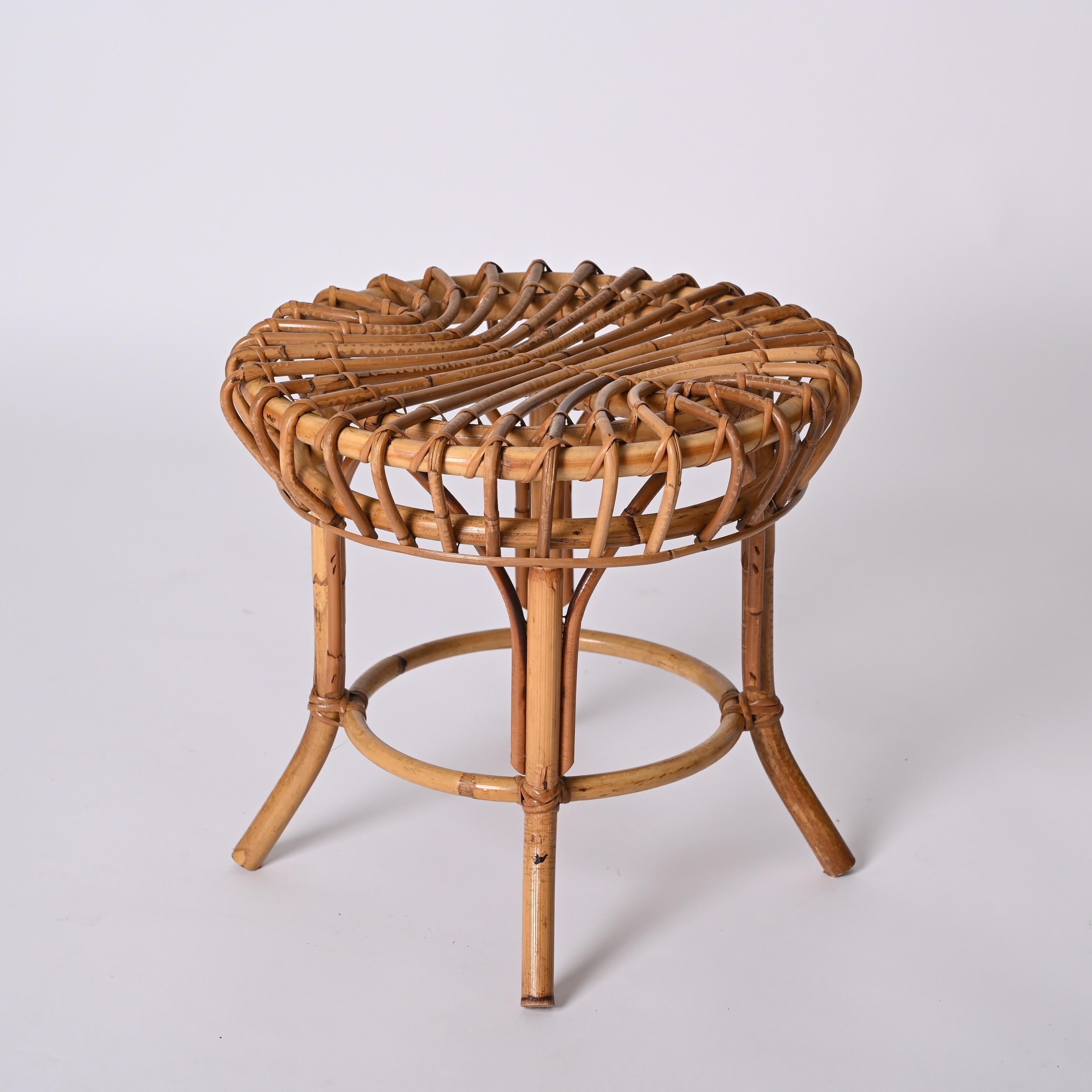 Franco Albini Midcentury Rattan and Bamboo Round Ottoman Stool, Italy 1960s In Good Condition For Sale In Roma, IT
