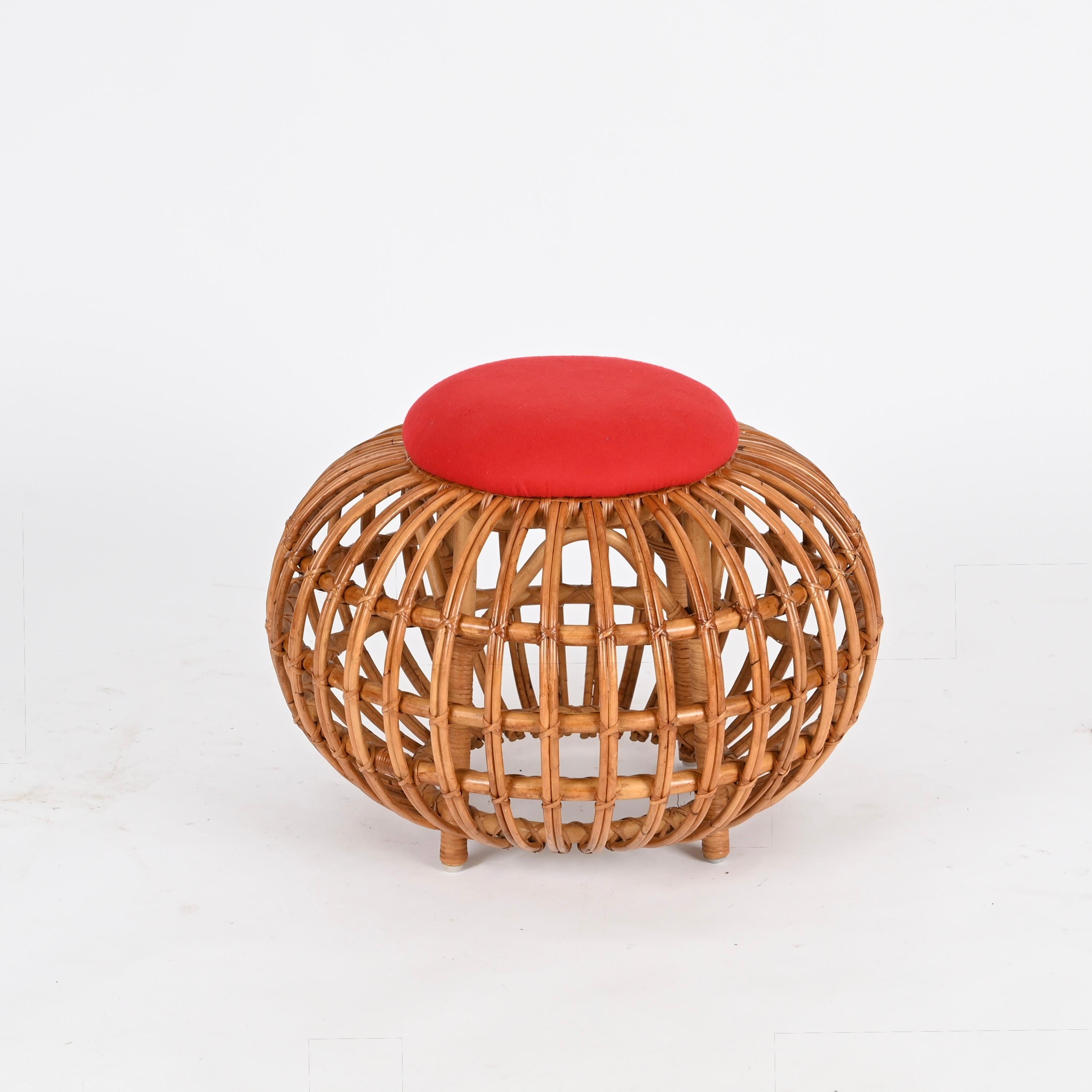 Franco Albini Taburete puf de ratán curvado, bambú y mimbre, Italia Años 60 en venta 3