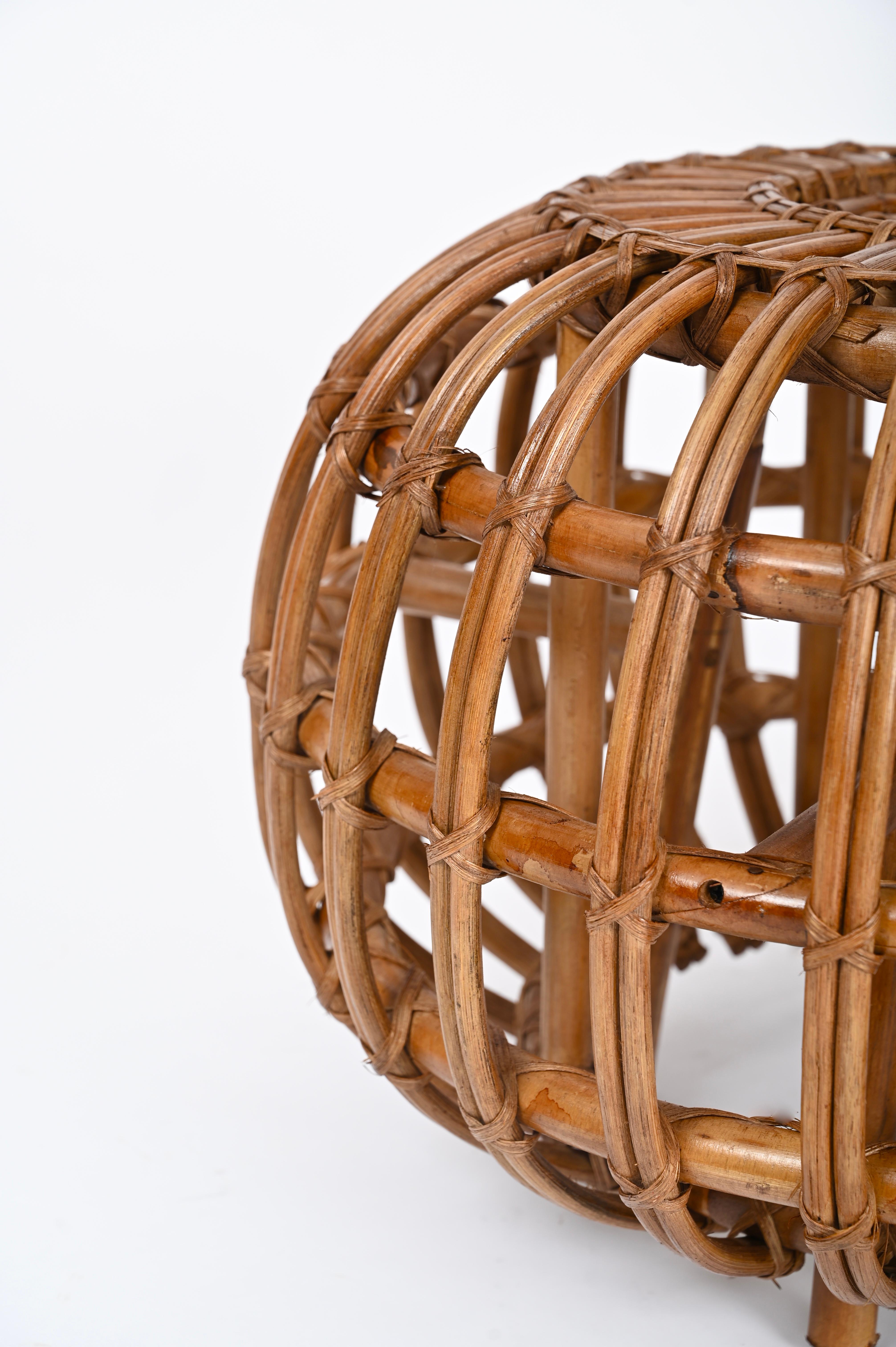 20ième siècle Tabouret de pouf Franco Albini en rotin, bambou et osier, Italie, années 1960