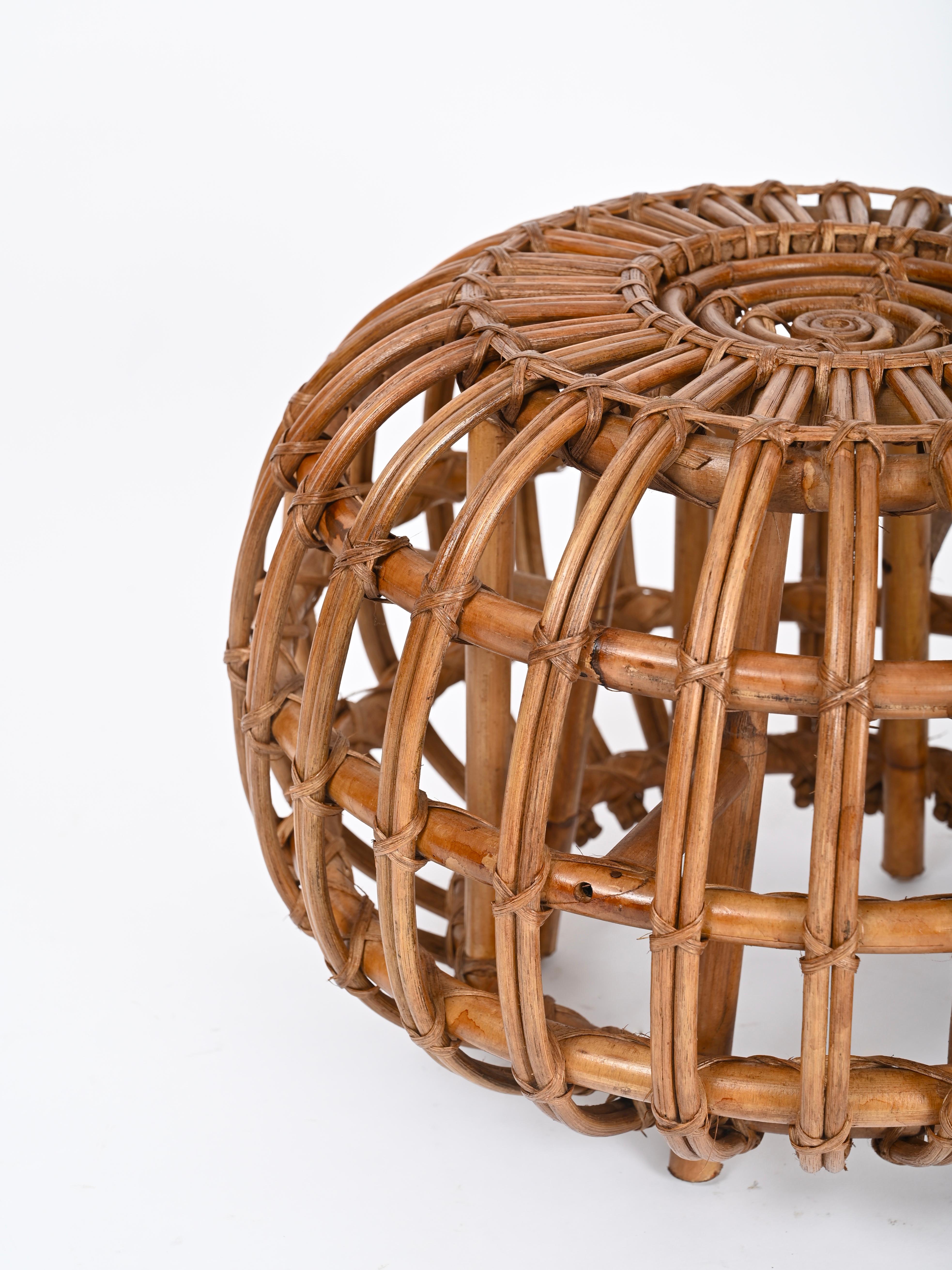 Bambou Tabouret de pouf Franco Albini en rotin, bambou et osier, Italie, années 1960