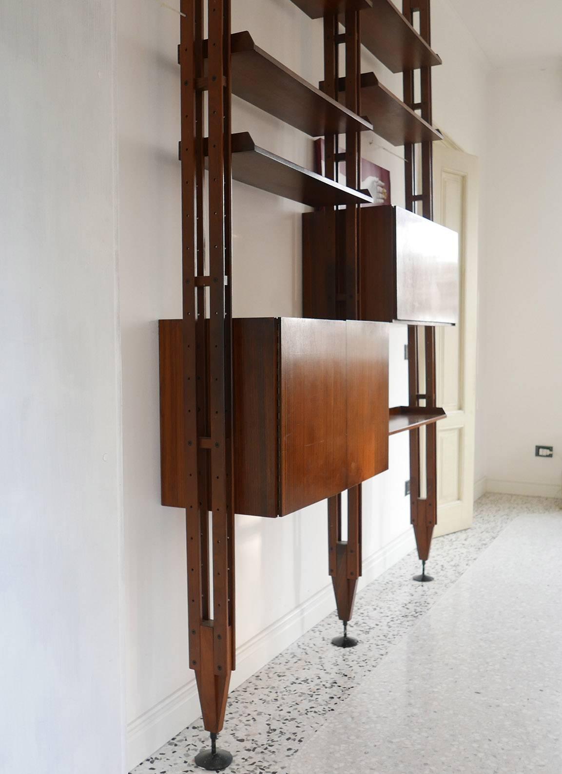 Italian Franco Albini Rosewood bookcase Lb7 for Poggi, 1957  Pavia, Italia