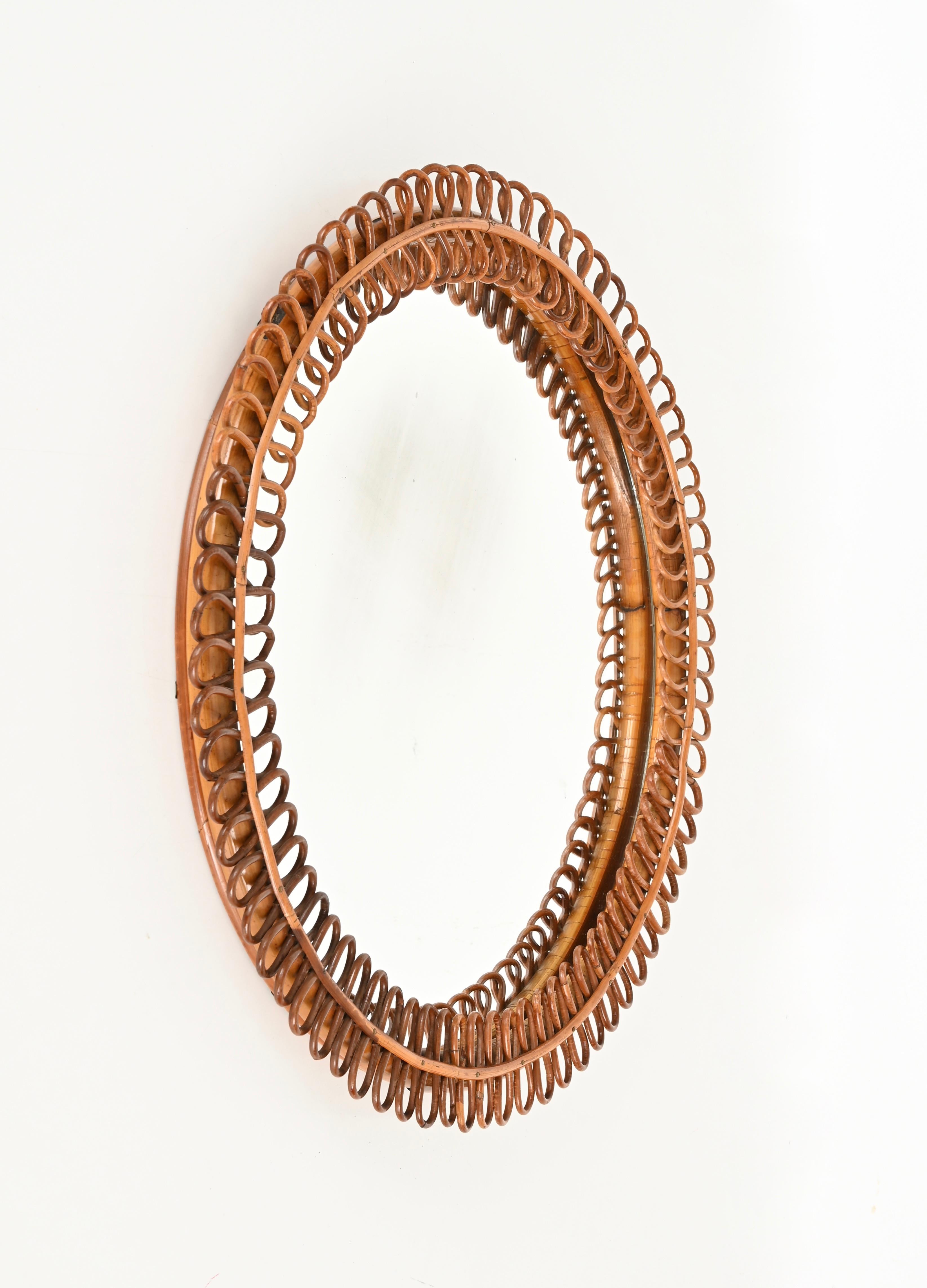 Bambou Miroir rond Franco Albini en rotin incurvé et bambou, Italie, années 1960 en vente