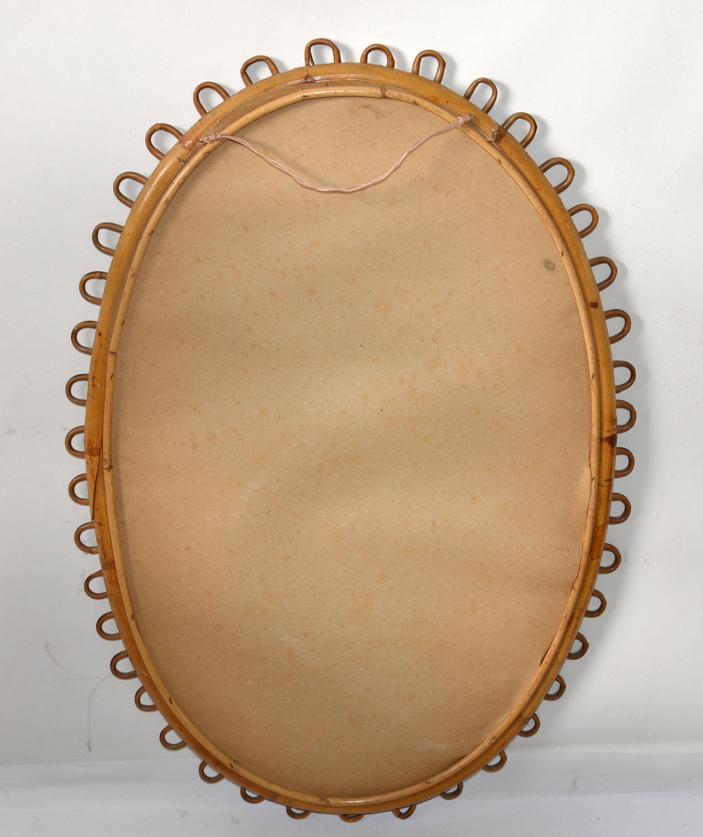Specchio da parete ovale ovale in bambù bruciato in stile Franco Albini, realizzato a mano. in vendita 2