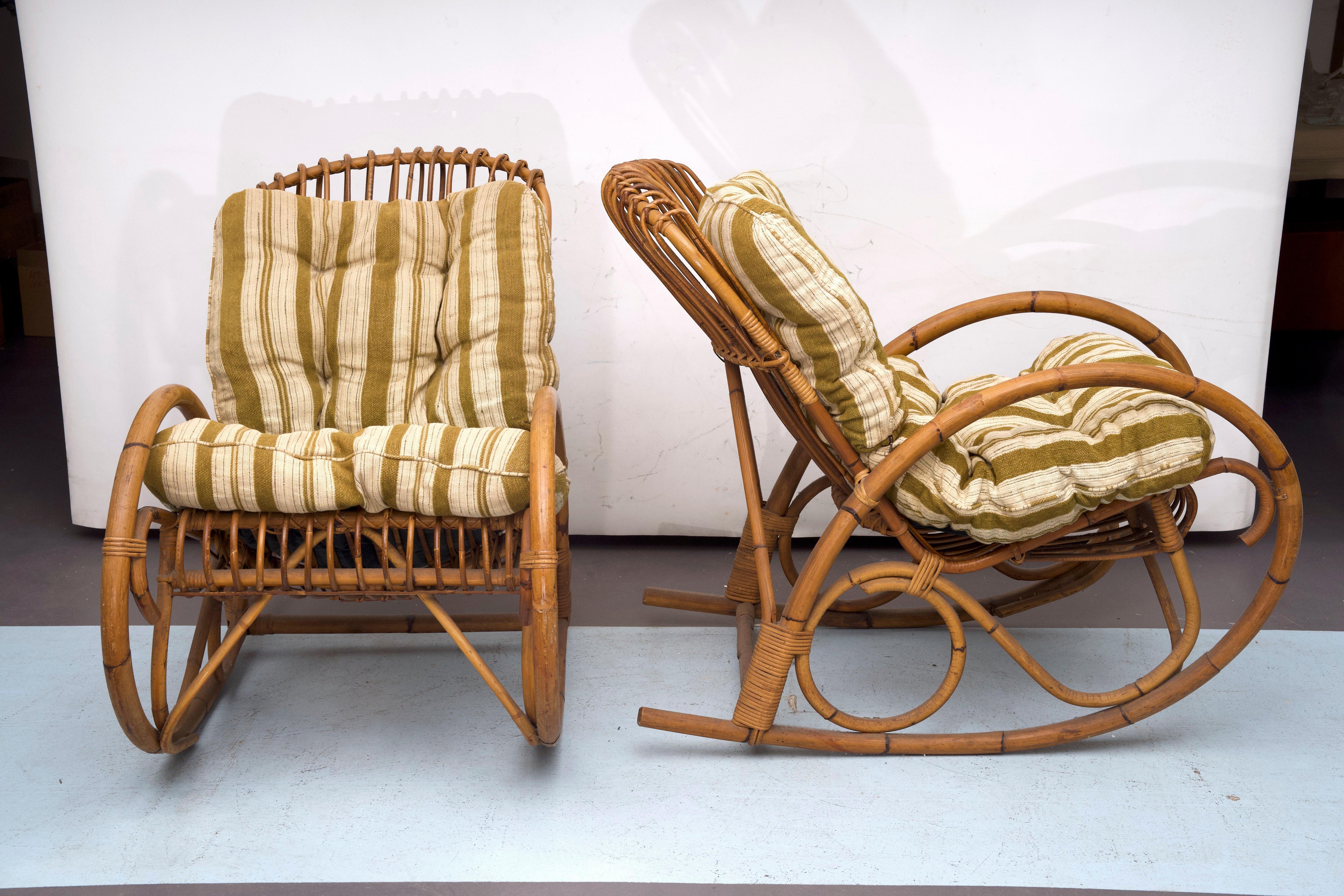 Estilo Franco Albini, pareja de mecedoras de ratán y bambú. Italia años 50 en venta 10