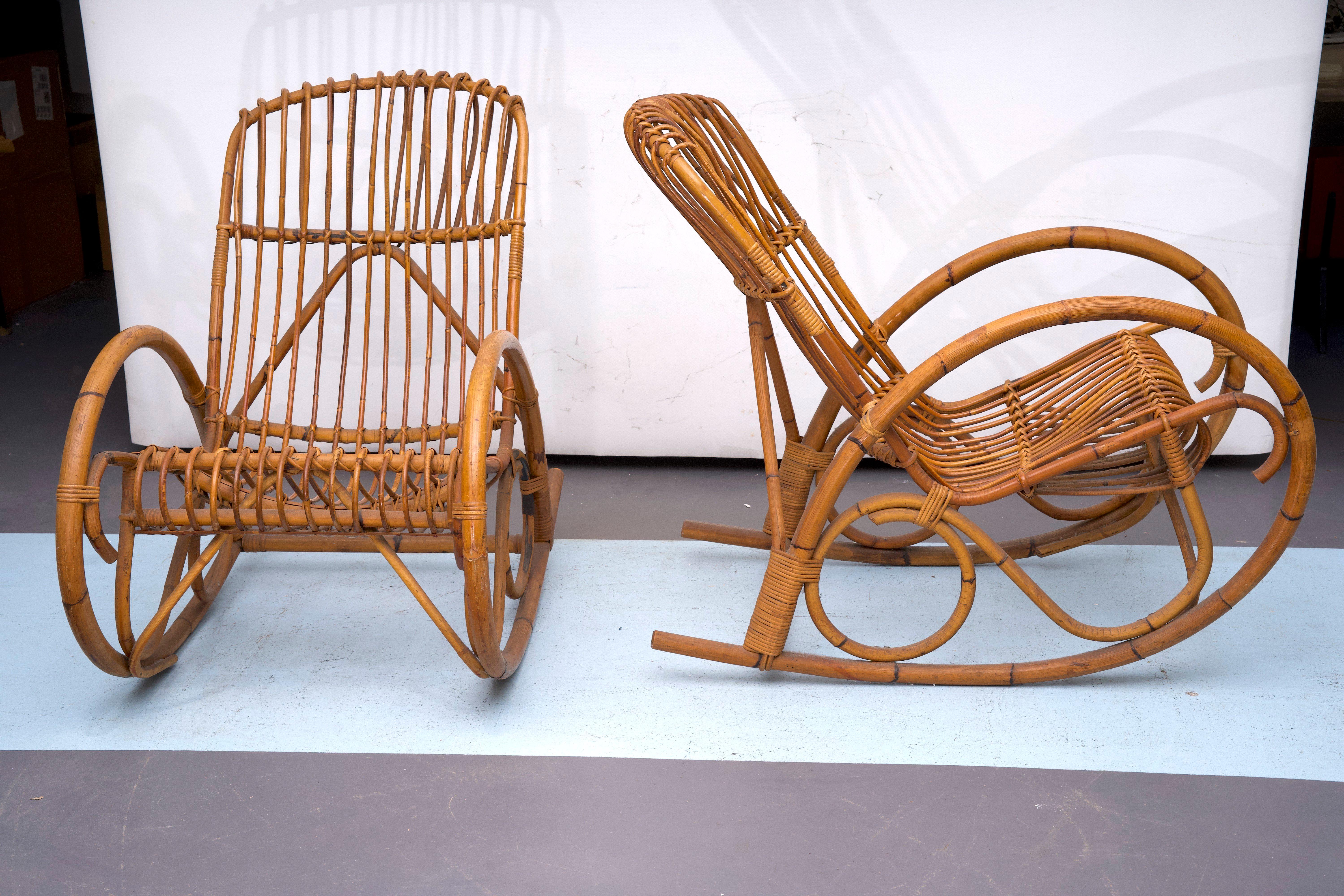 Estilo Franco Albini, pareja de mecedoras de ratán y bambú. Italia años 50 en venta 2