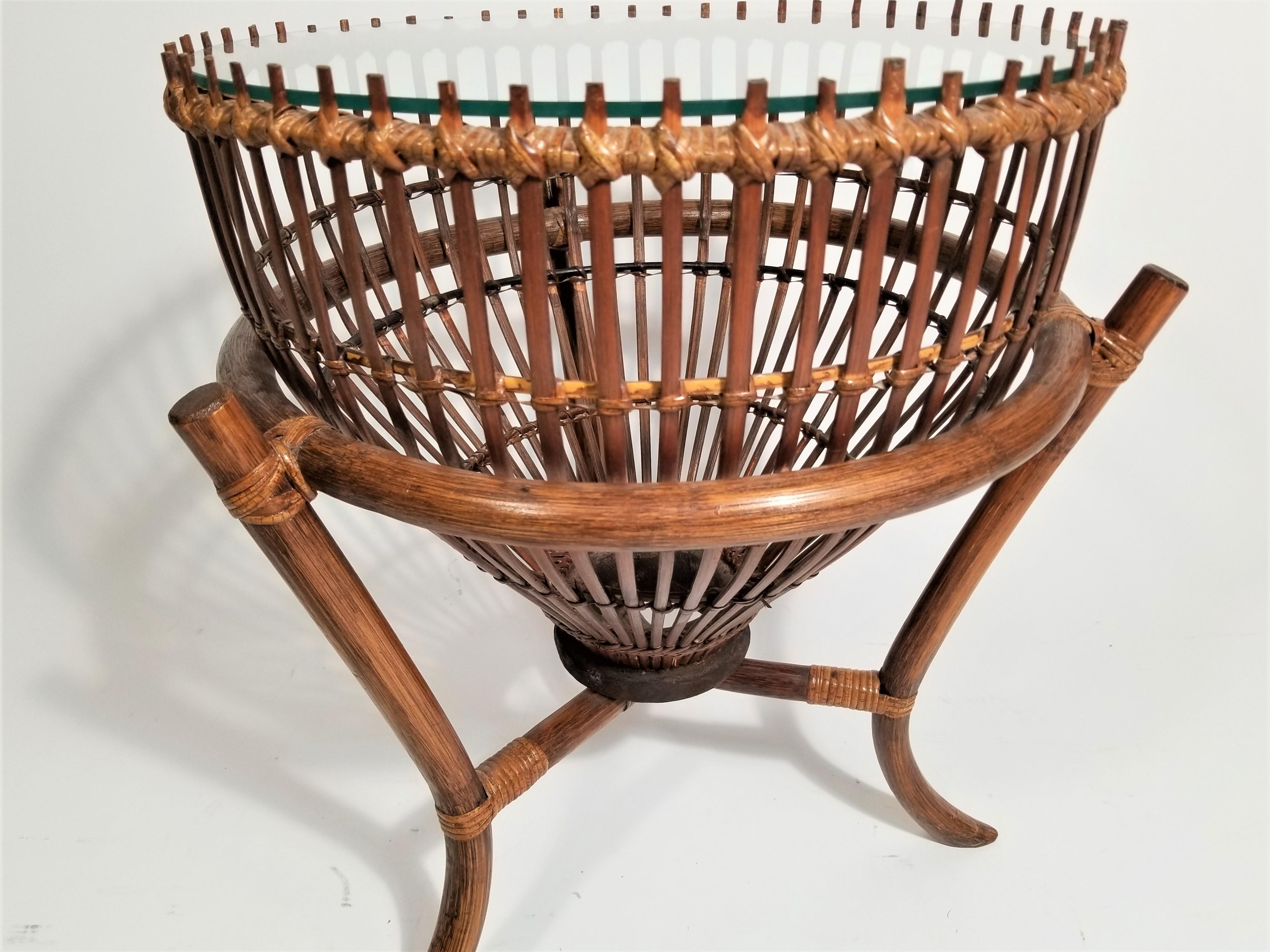 Franco Albini Style Rattan 1960s Fishing Basket Table For Sale 6