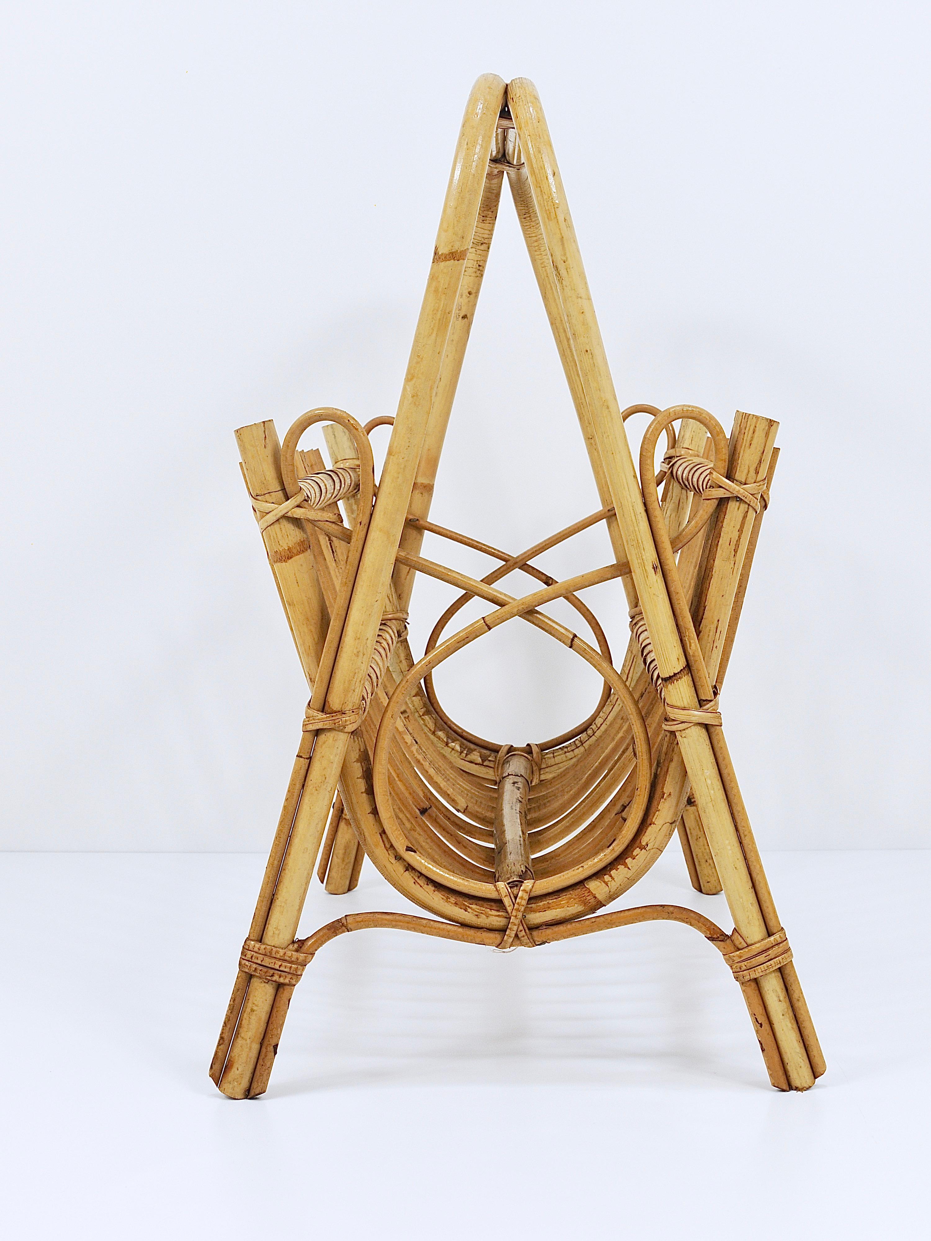Franco Albini Style Rattan Bamboo Magazine Rack Newspaper Stand, France, 1950s For Sale 5