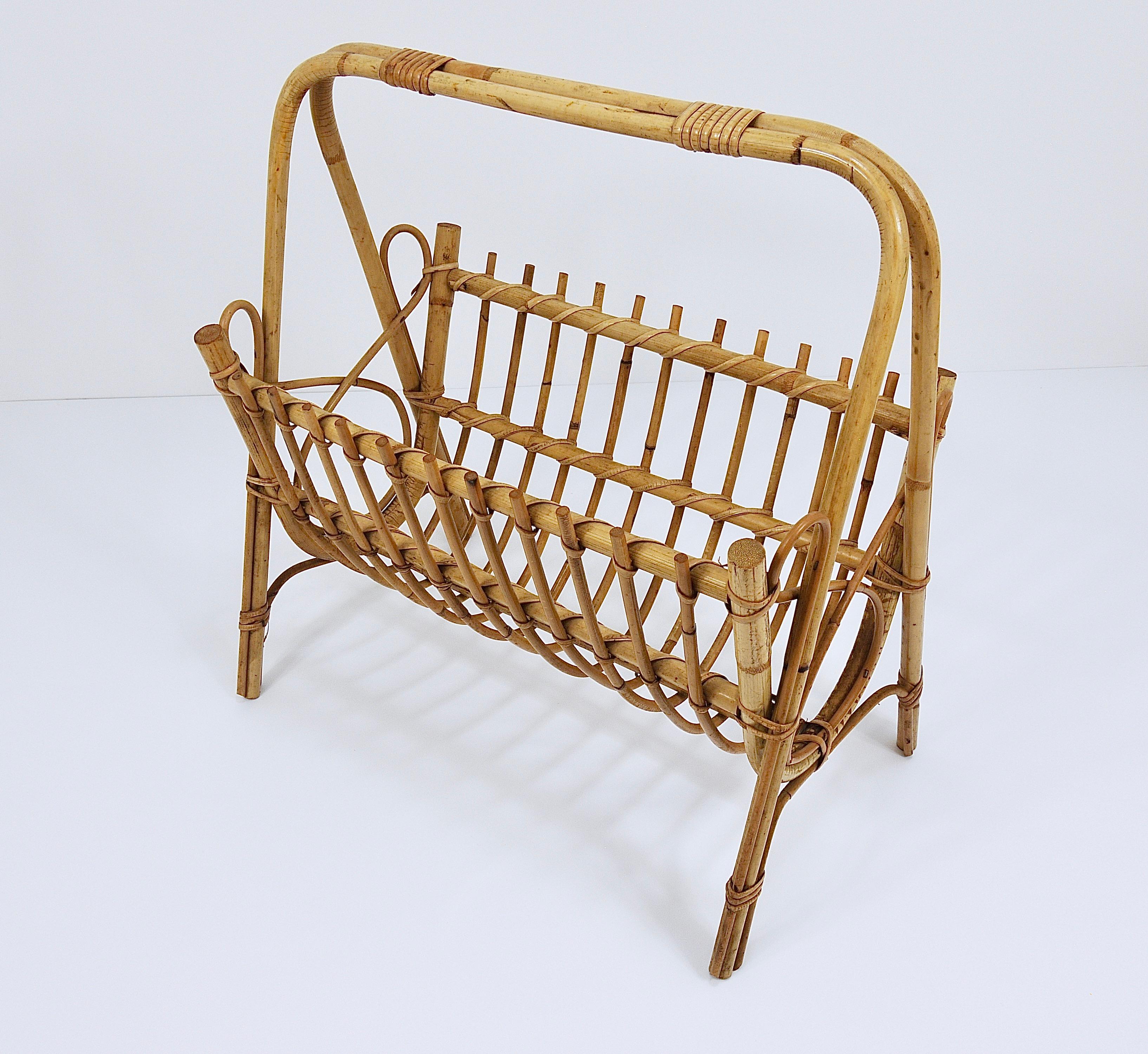 Franco Albini Style Rattan Bamboo Magazine Rack Newspaper Stand, France, 1950s For Sale 8