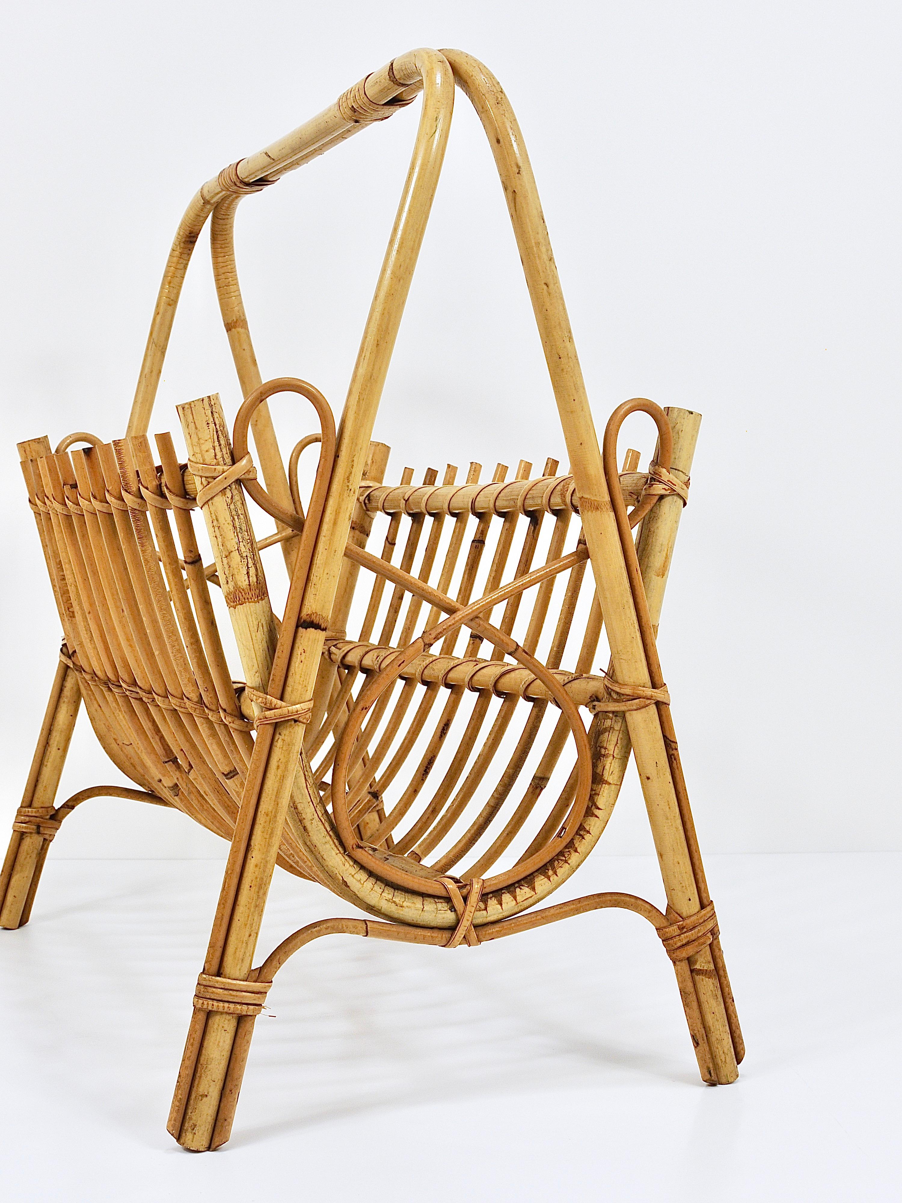 Franco Albini Style Rattan Bamboo Magazine Rack Newspaper Stand, France, 1950s For Sale 3