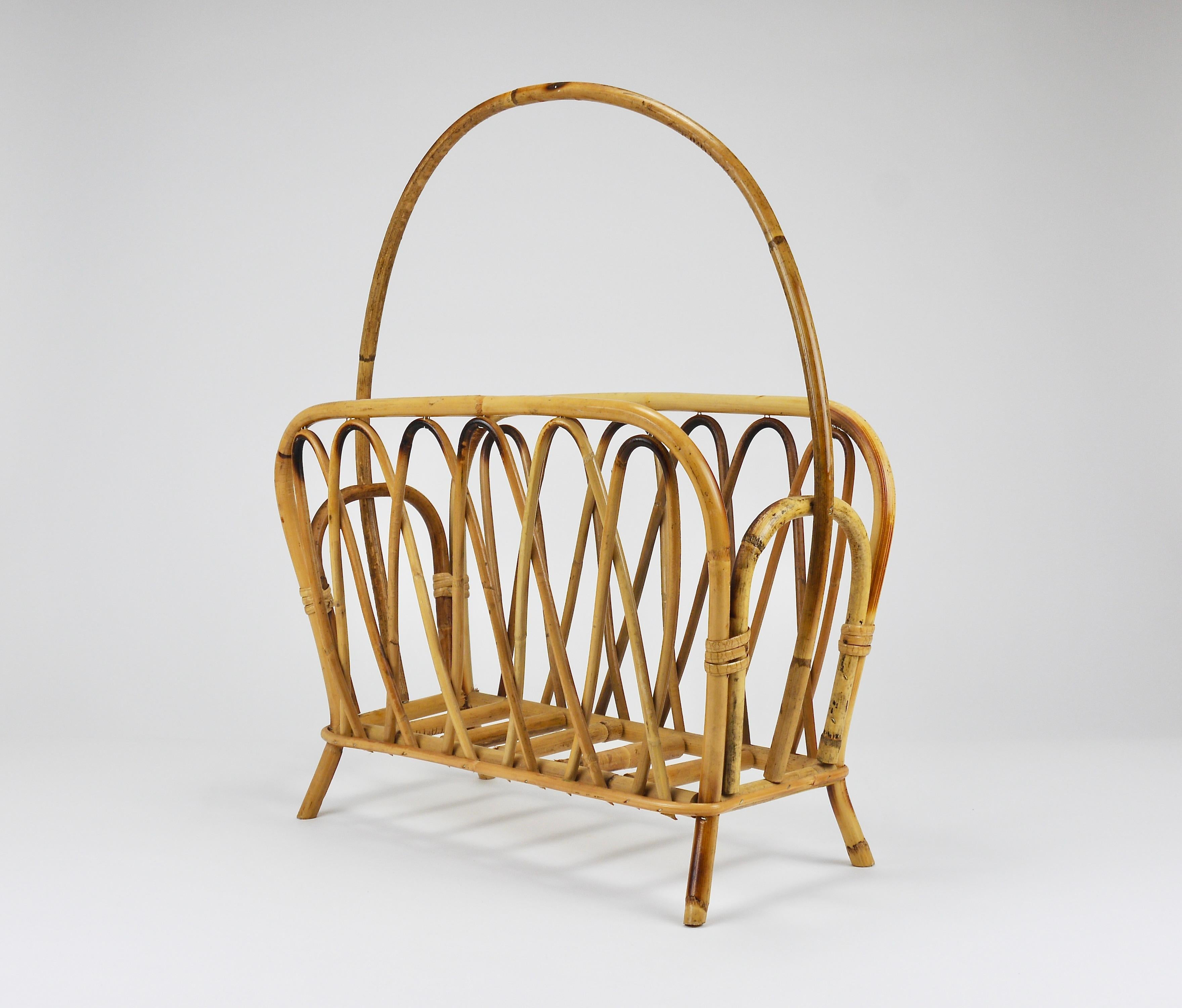 Italian Franco Albini Style Rattan Bamboo Magazine Rack Newspaper Stand, Italy, 1970s For Sale